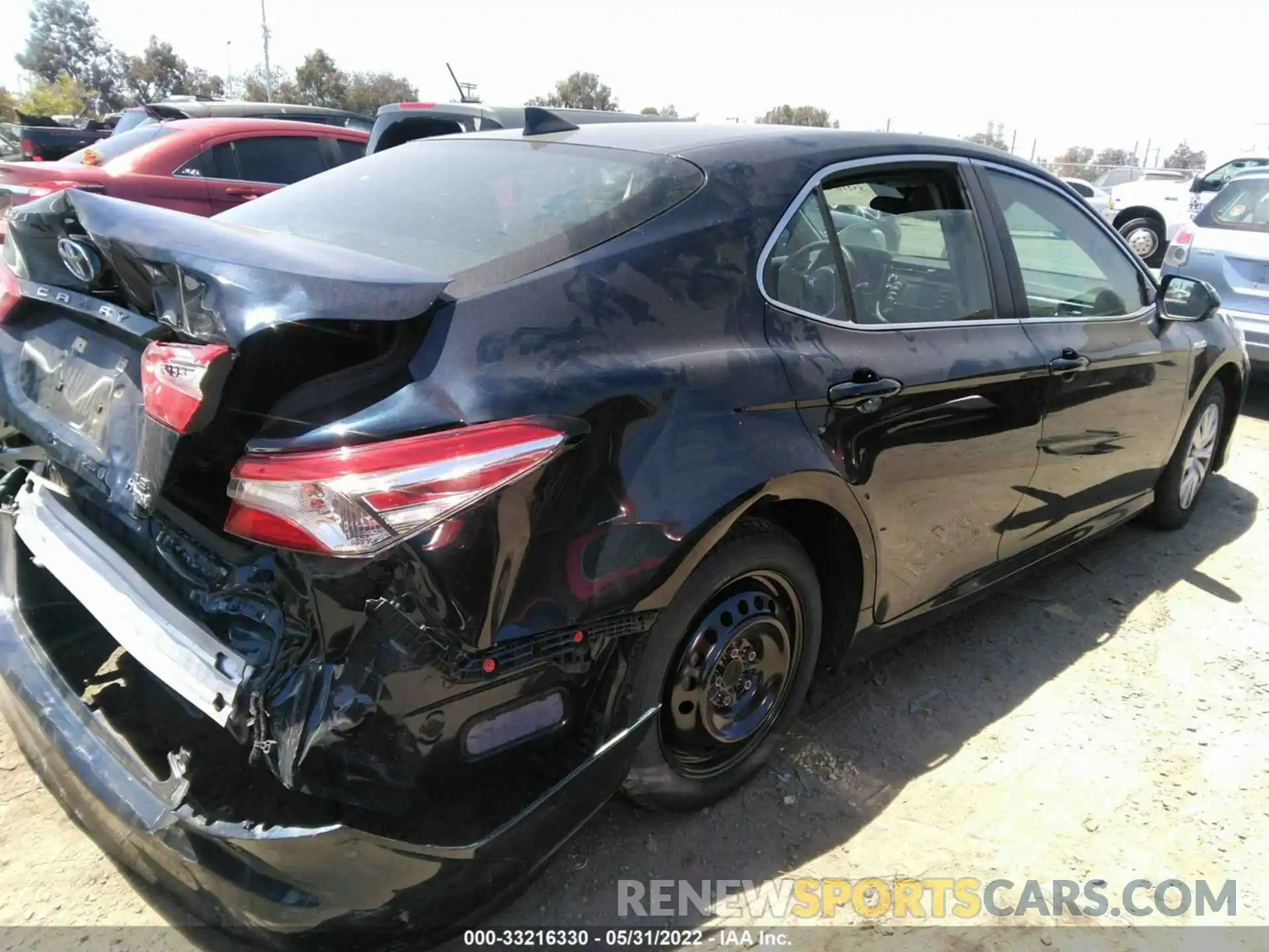 4 Photograph of a damaged car 4T1B31HK2KU512233 TOYOTA CAMRY 2019