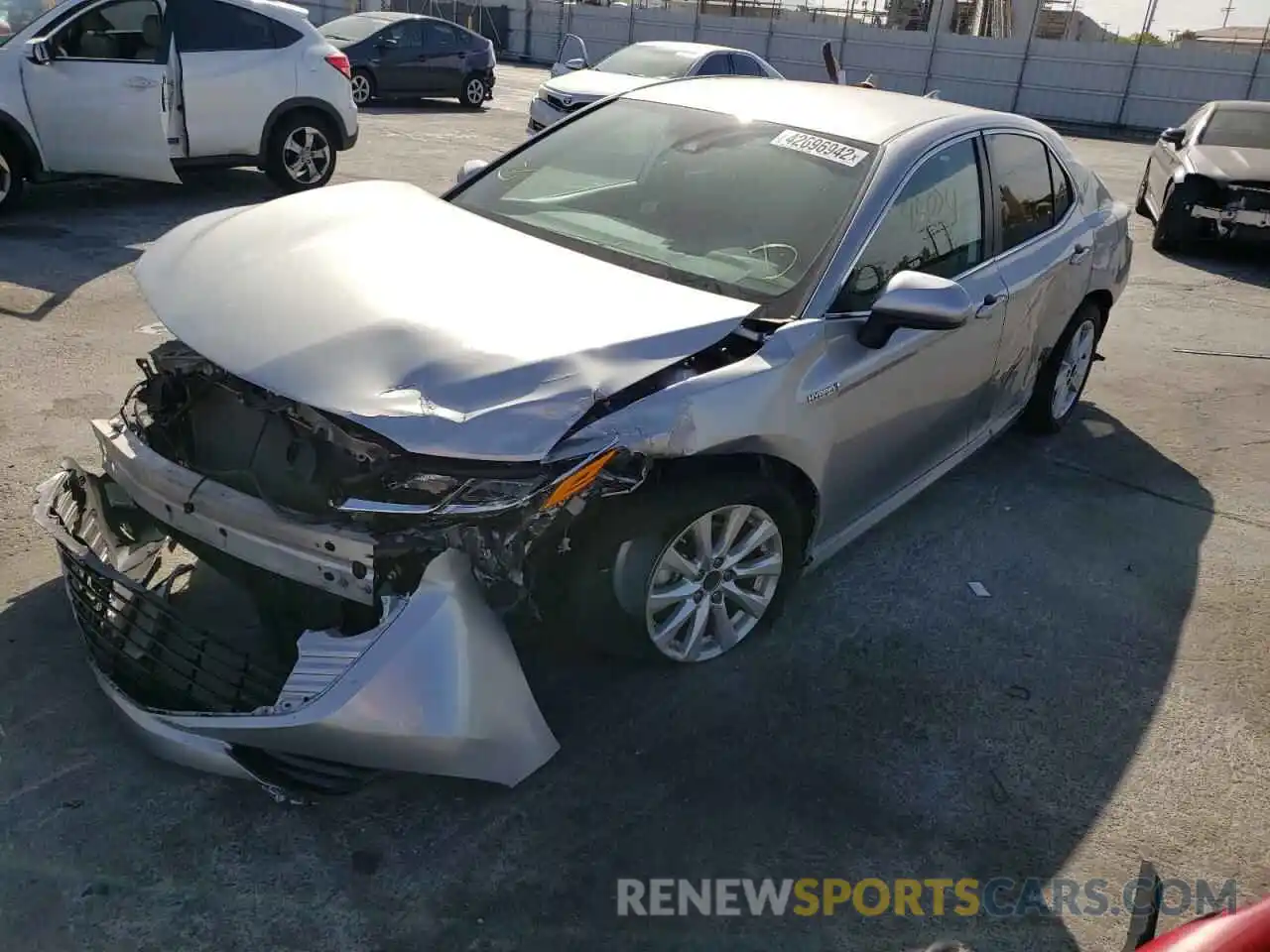 2 Photograph of a damaged car 4T1B31HK2KU513916 TOYOTA CAMRY 2019