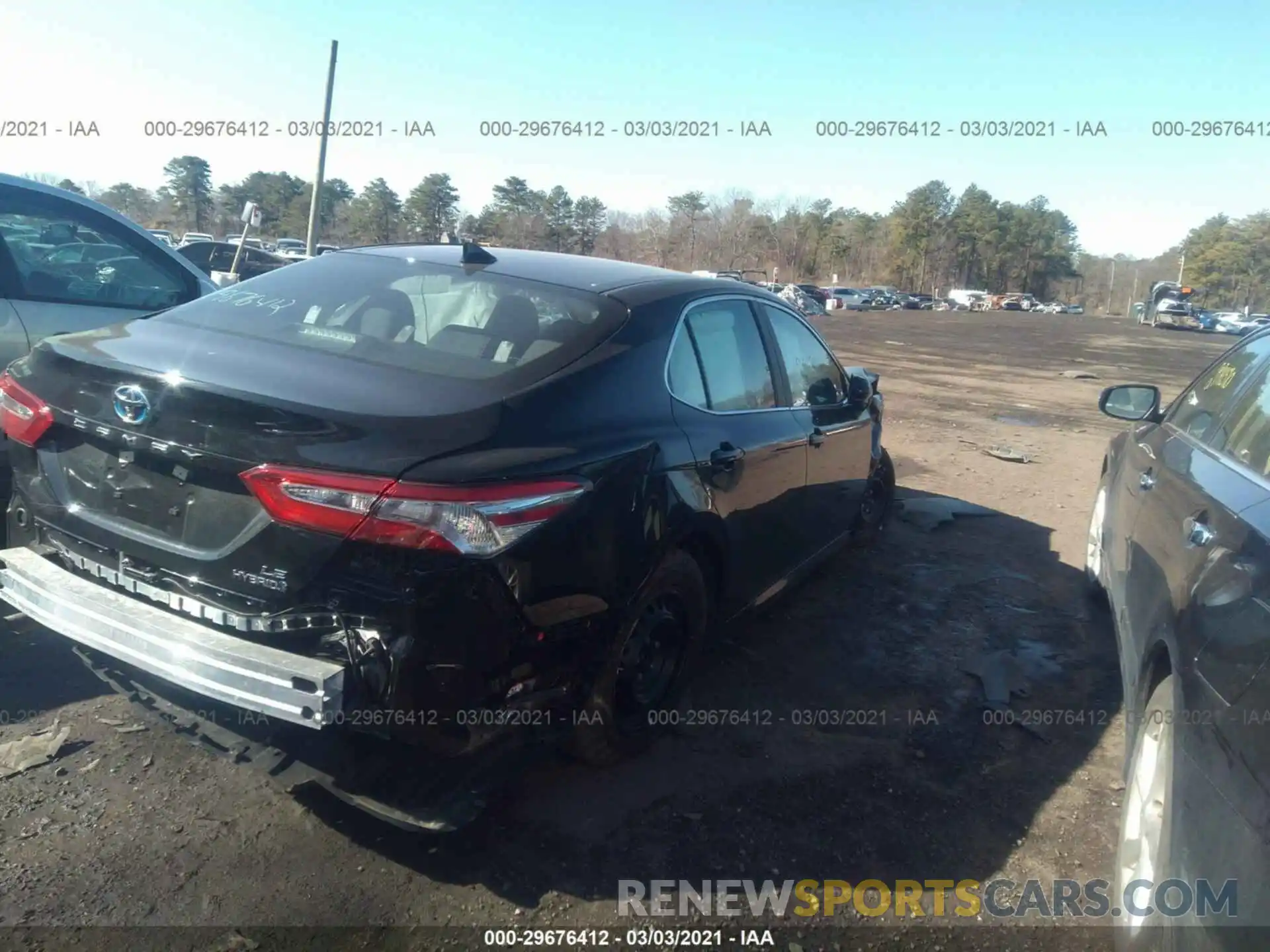 4 Photograph of a damaged car 4T1B31HK2KU516878 TOYOTA CAMRY 2019