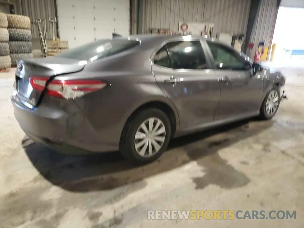 3 Photograph of a damaged car 4T1B31HK3KU005177 TOYOTA CAMRY 2019