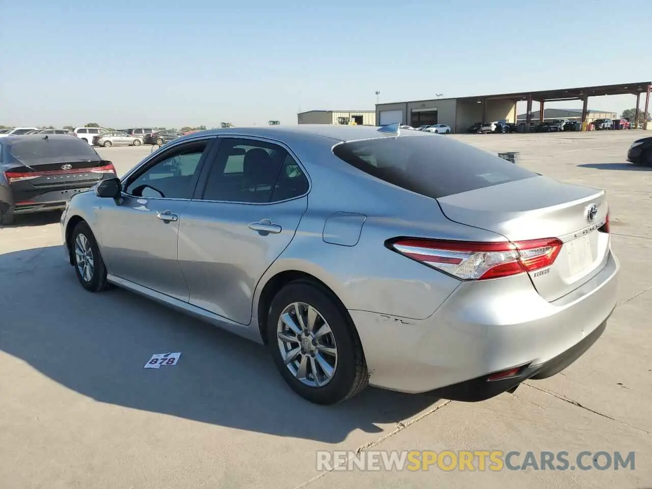 2 Photograph of a damaged car 4T1B31HK3KU005258 TOYOTA CAMRY 2019