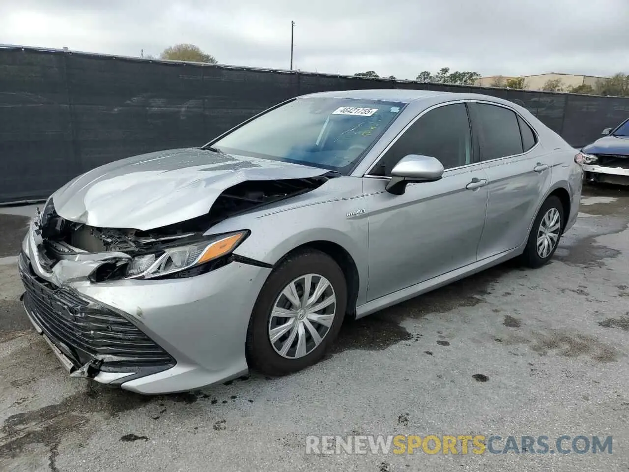 1 Photograph of a damaged car 4T1B31HK3KU006569 TOYOTA CAMRY 2019