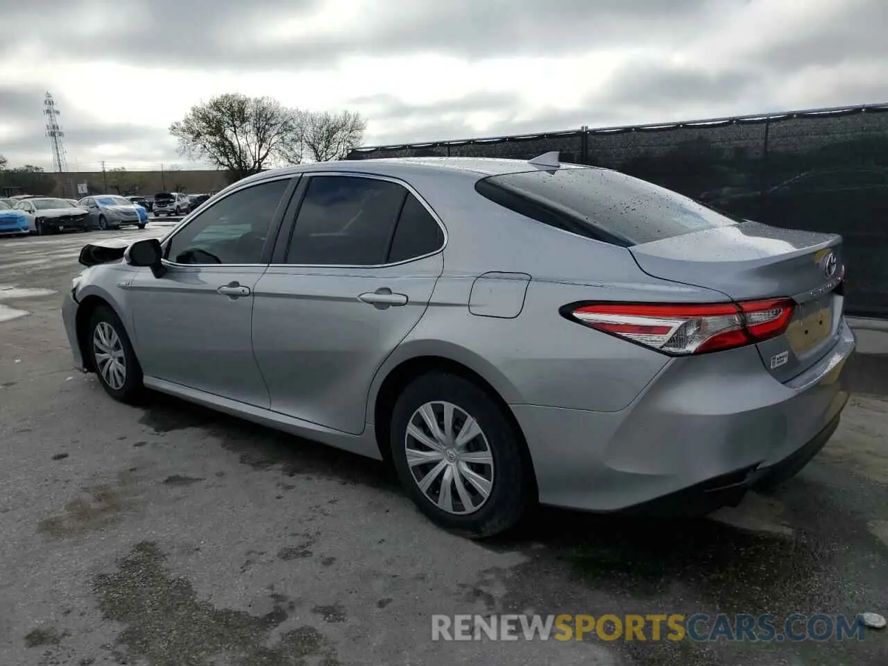 2 Photograph of a damaged car 4T1B31HK3KU006569 TOYOTA CAMRY 2019