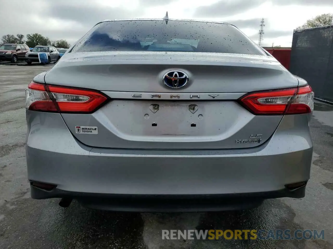 6 Photograph of a damaged car 4T1B31HK3KU006569 TOYOTA CAMRY 2019