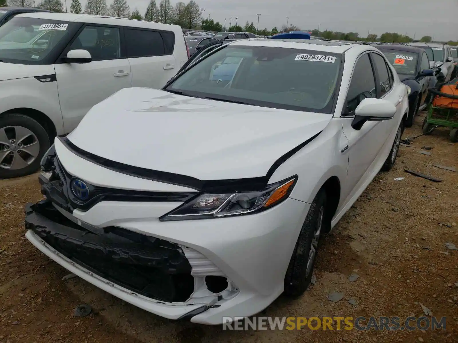 2 Photograph of a damaged car 4T1B31HK3KU508689 TOYOTA CAMRY 2019