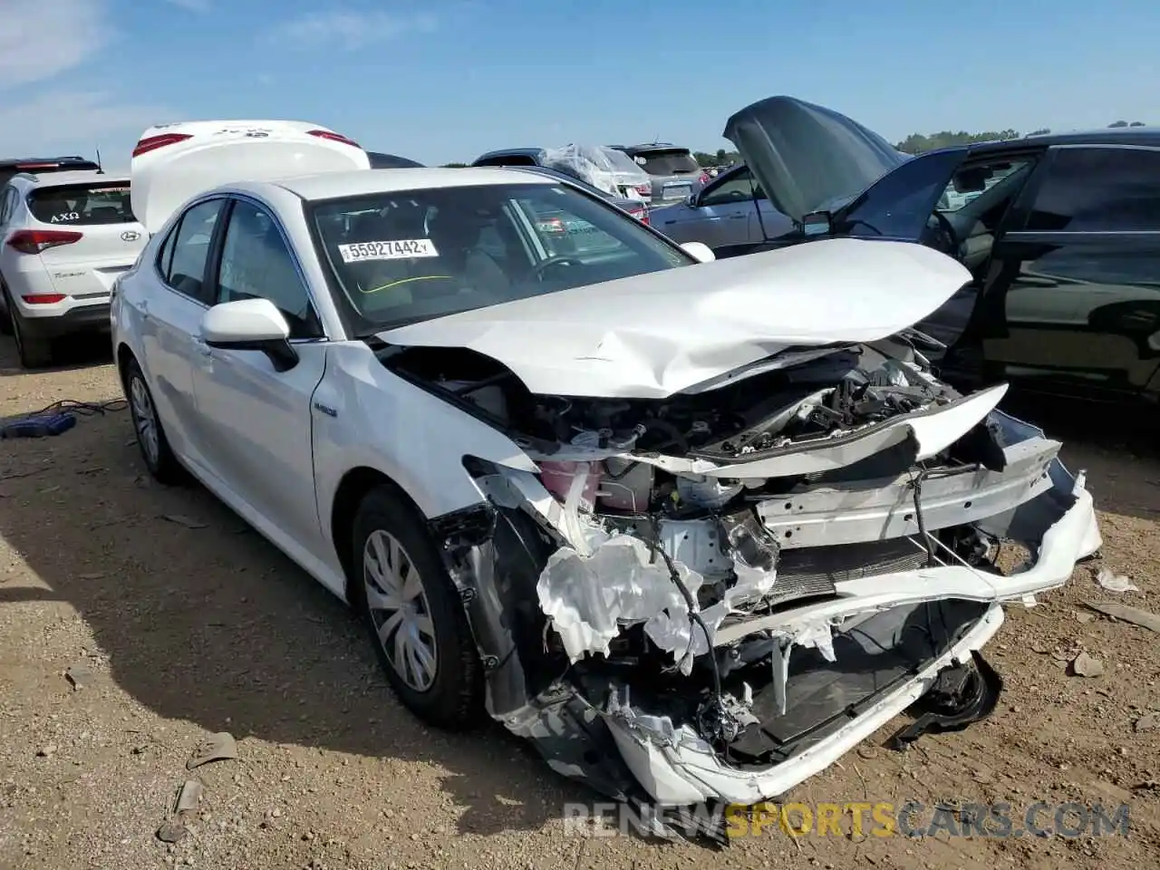 1 Photograph of a damaged car 4T1B31HK3KU510670 TOYOTA CAMRY 2019