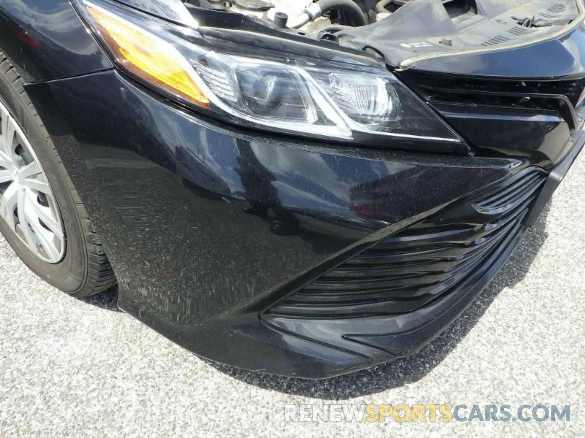 3 Photograph of a damaged car 4T1B31HK3KU512662 TOYOTA CAMRY 2019