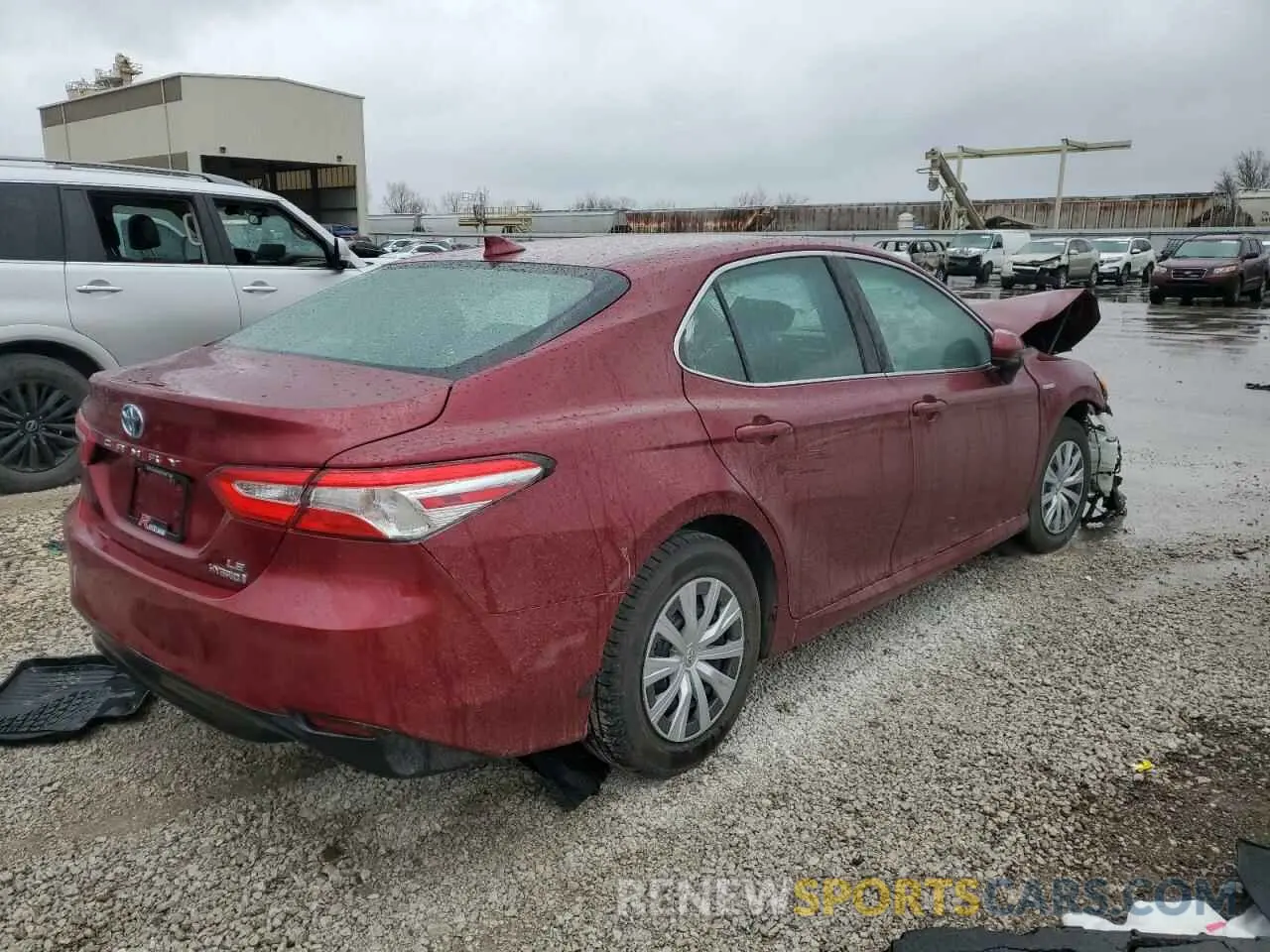 3 Photograph of a damaged car 4T1B31HK3KU512824 TOYOTA CAMRY 2019