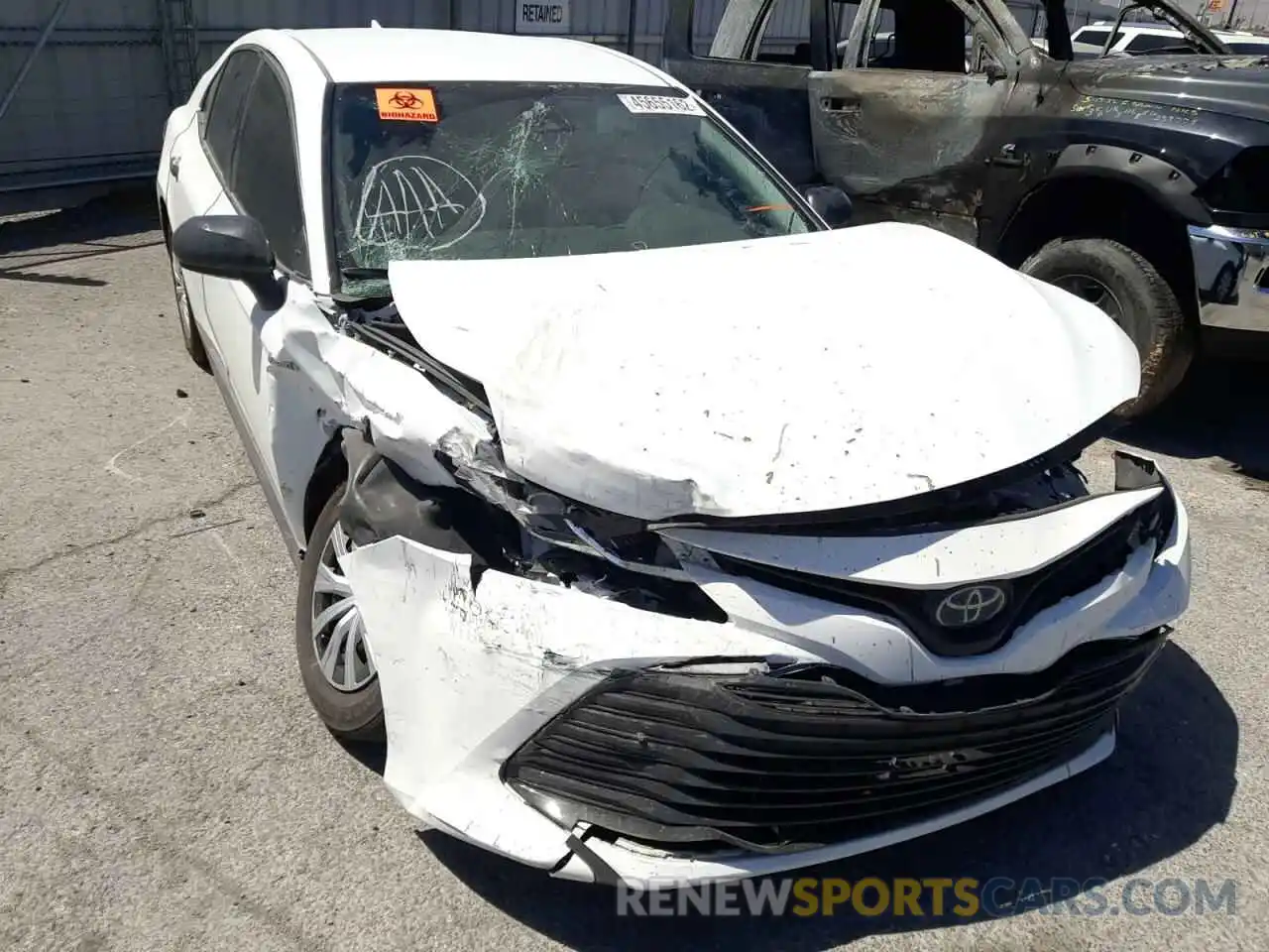 1 Photograph of a damaged car 4T1B31HK3KU514718 TOYOTA CAMRY 2019