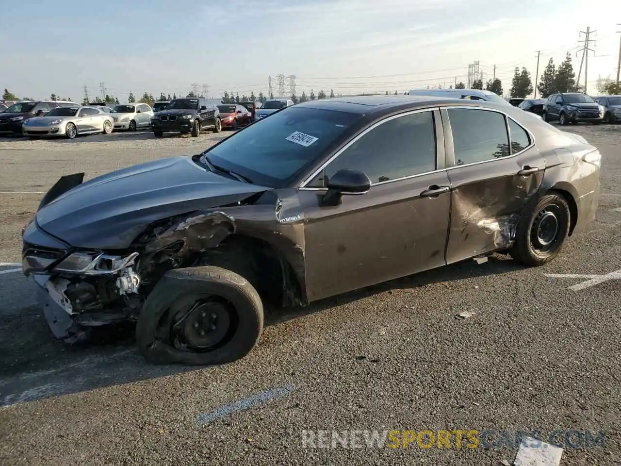 1 Photograph of a damaged car 4T1B31HK4KU511049 TOYOTA CAMRY 2019