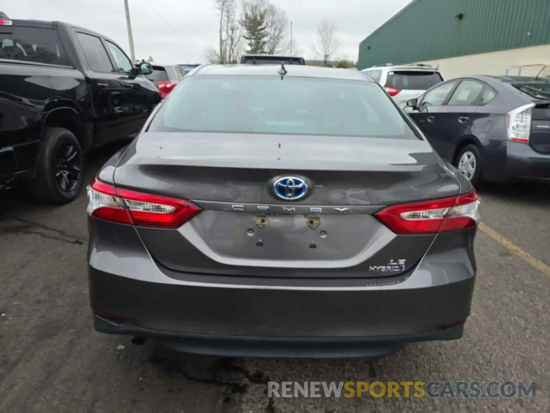 7 Photograph of a damaged car 4T1B31HK4KU511648 TOYOTA CAMRY 2019