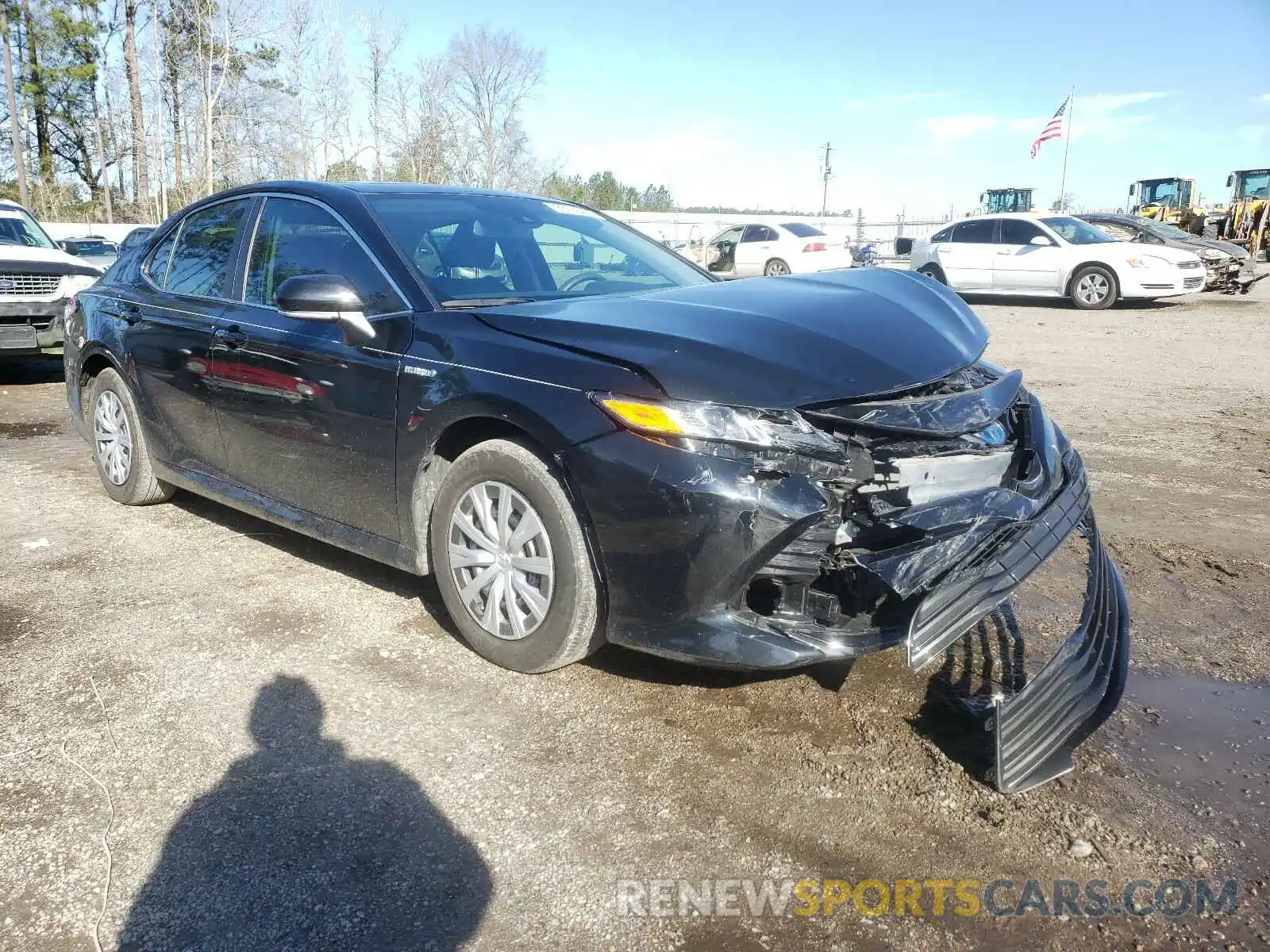 1 Photograph of a damaged car 4T1B31HK4KU514548 TOYOTA CAMRY 2019