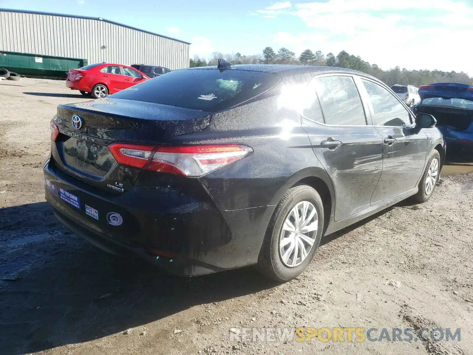 4 Photograph of a damaged car 4T1B31HK4KU514548 TOYOTA CAMRY 2019