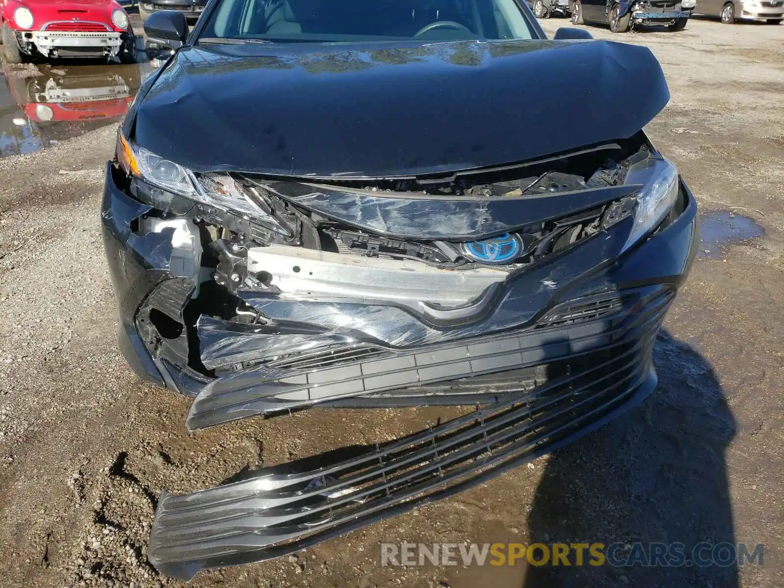 9 Photograph of a damaged car 4T1B31HK4KU514548 TOYOTA CAMRY 2019