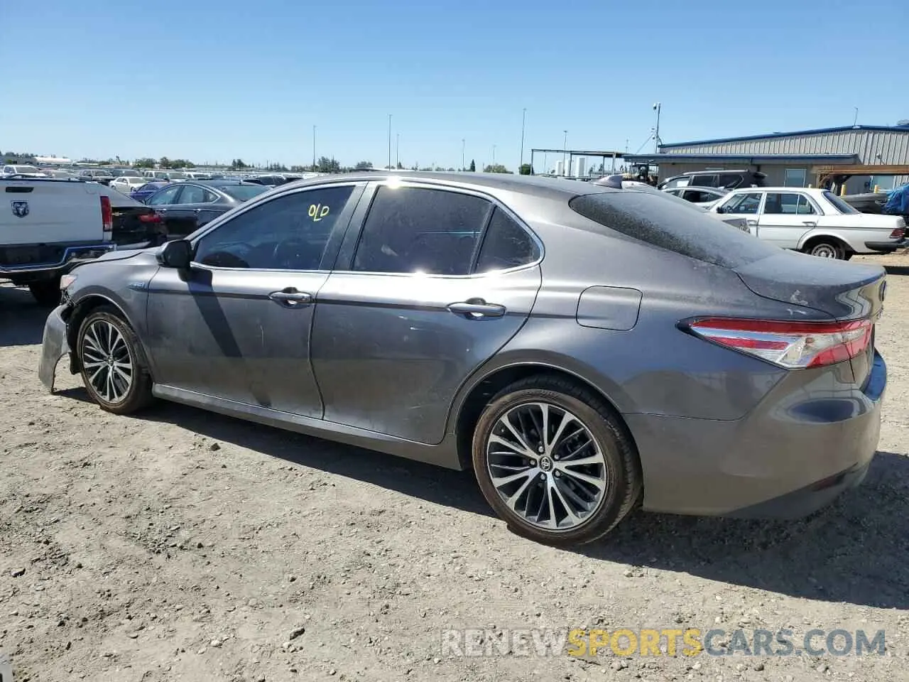 2 Photograph of a damaged car 4T1B31HK4KU514923 TOYOTA CAMRY 2019