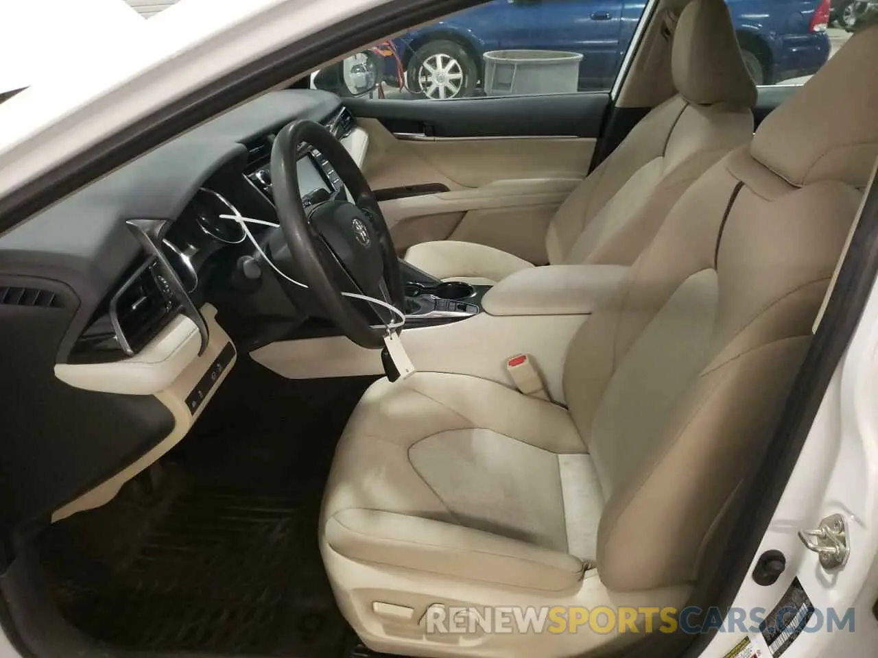 7 Photograph of a damaged car 4T1B31HK4KU515733 TOYOTA CAMRY 2019