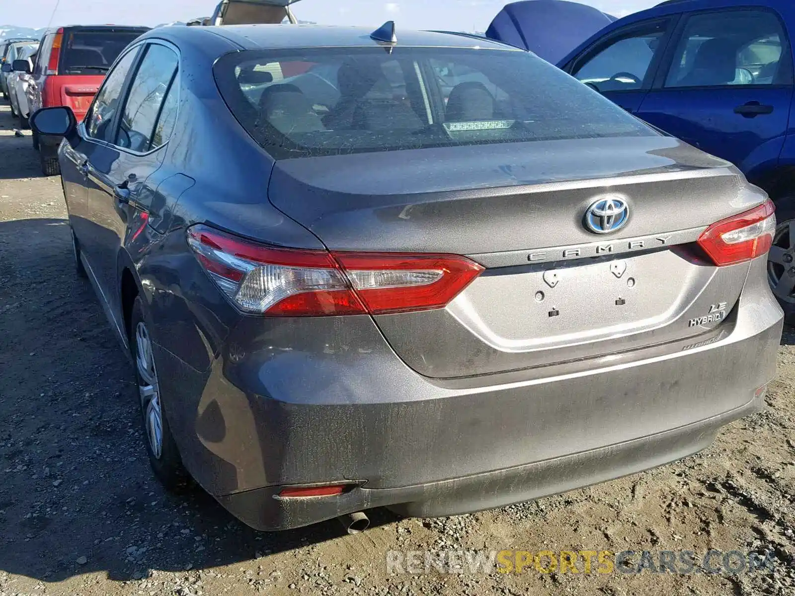 3 Photograph of a damaged car 4T1B31HK5KU005049 TOYOTA CAMRY 2019