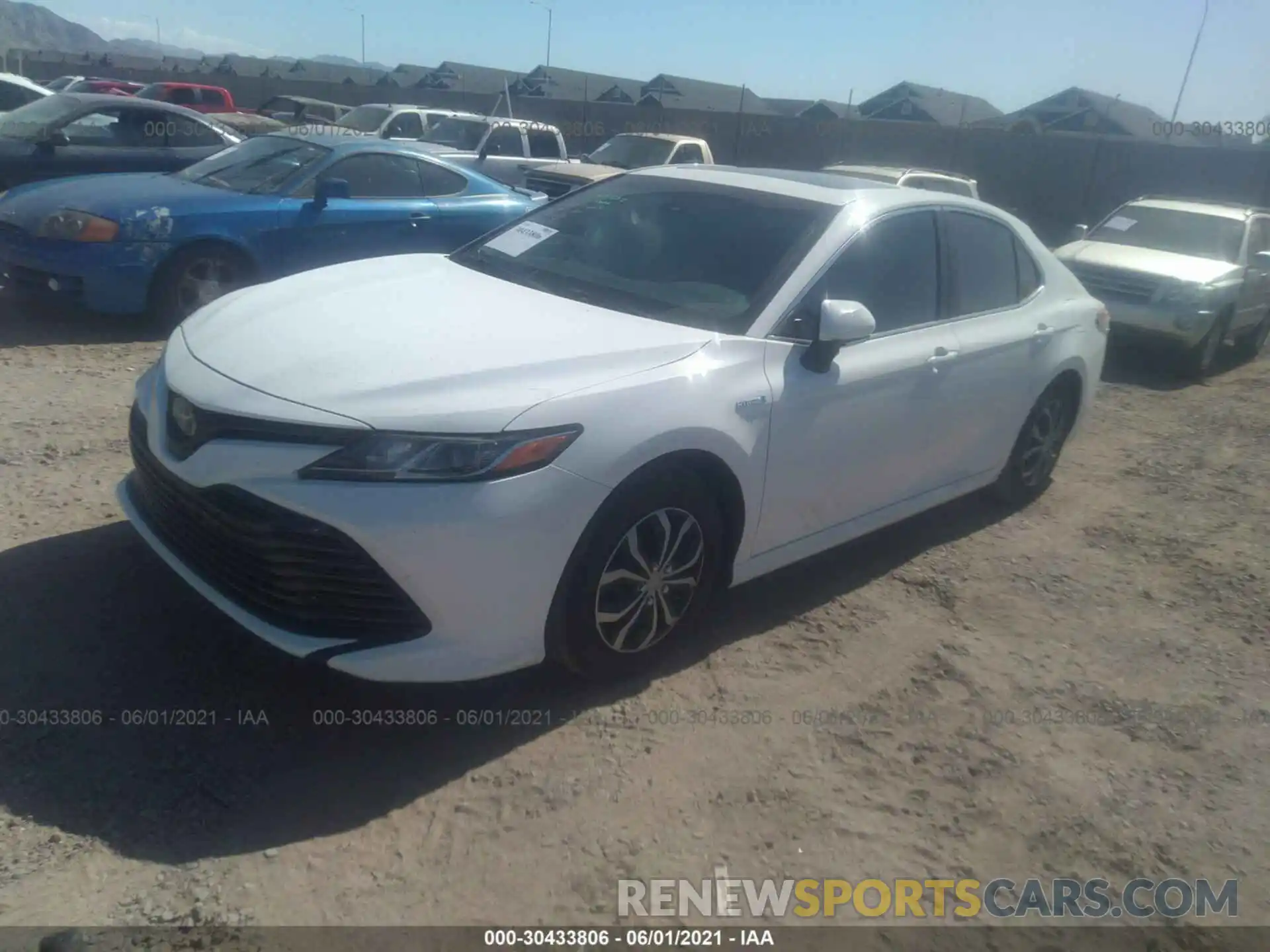 2 Photograph of a damaged car 4T1B31HK5KU008551 TOYOTA CAMRY 2019