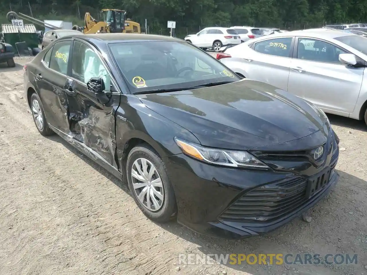 1 Photograph of a damaged car 4T1B31HK5KU008579 TOYOTA CAMRY 2019