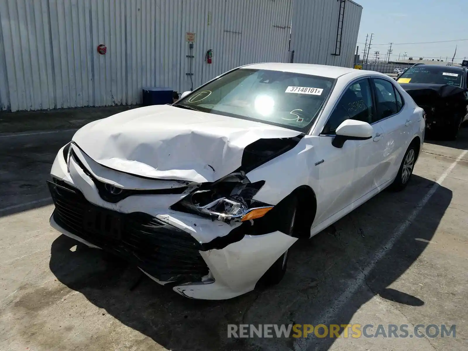 2 Photograph of a damaged car 4T1B31HK5KU512758 TOYOTA CAMRY 2019