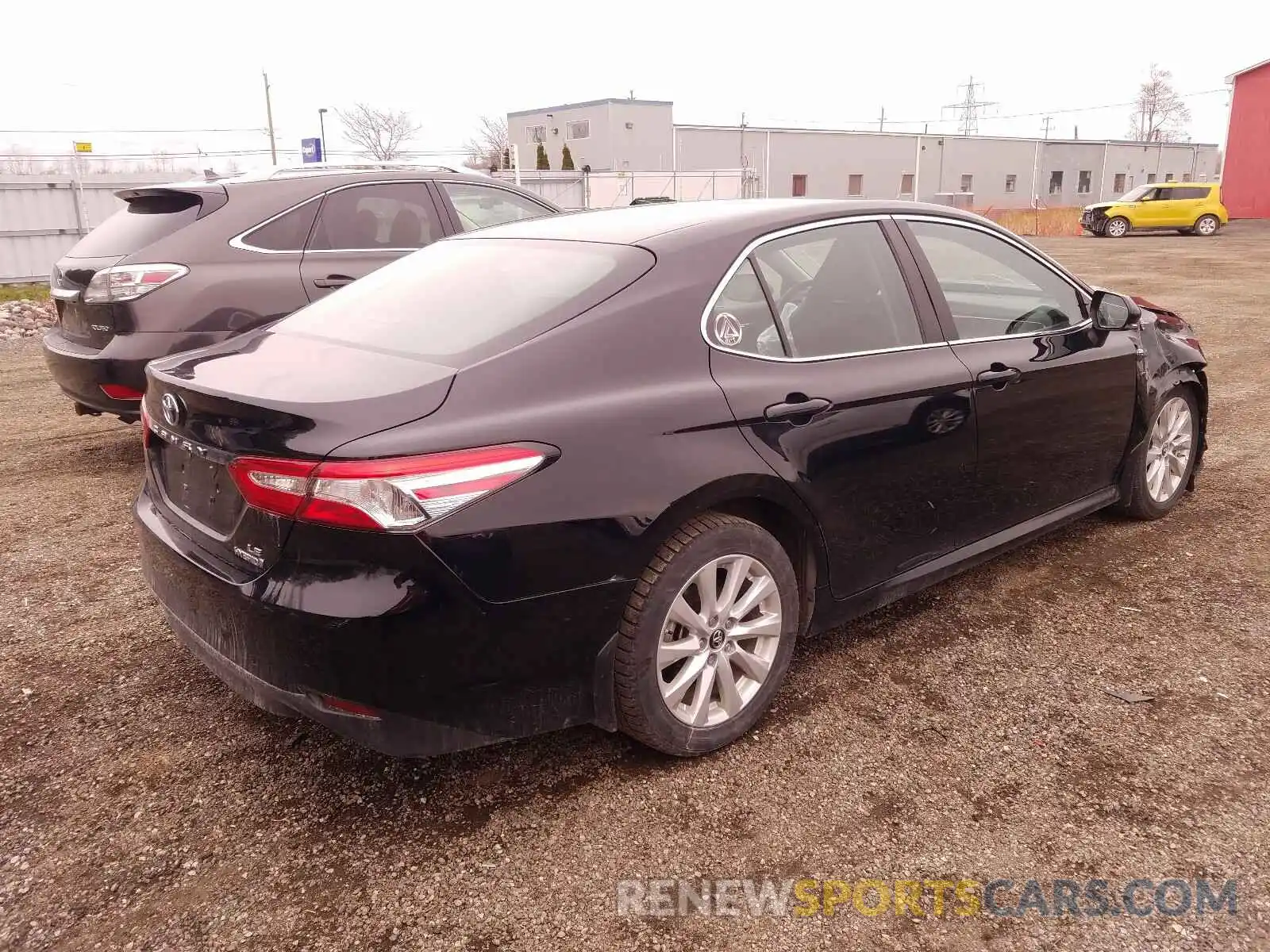 4 Photograph of a damaged car 4T1B31HK5KU514610 TOYOTA CAMRY 2019