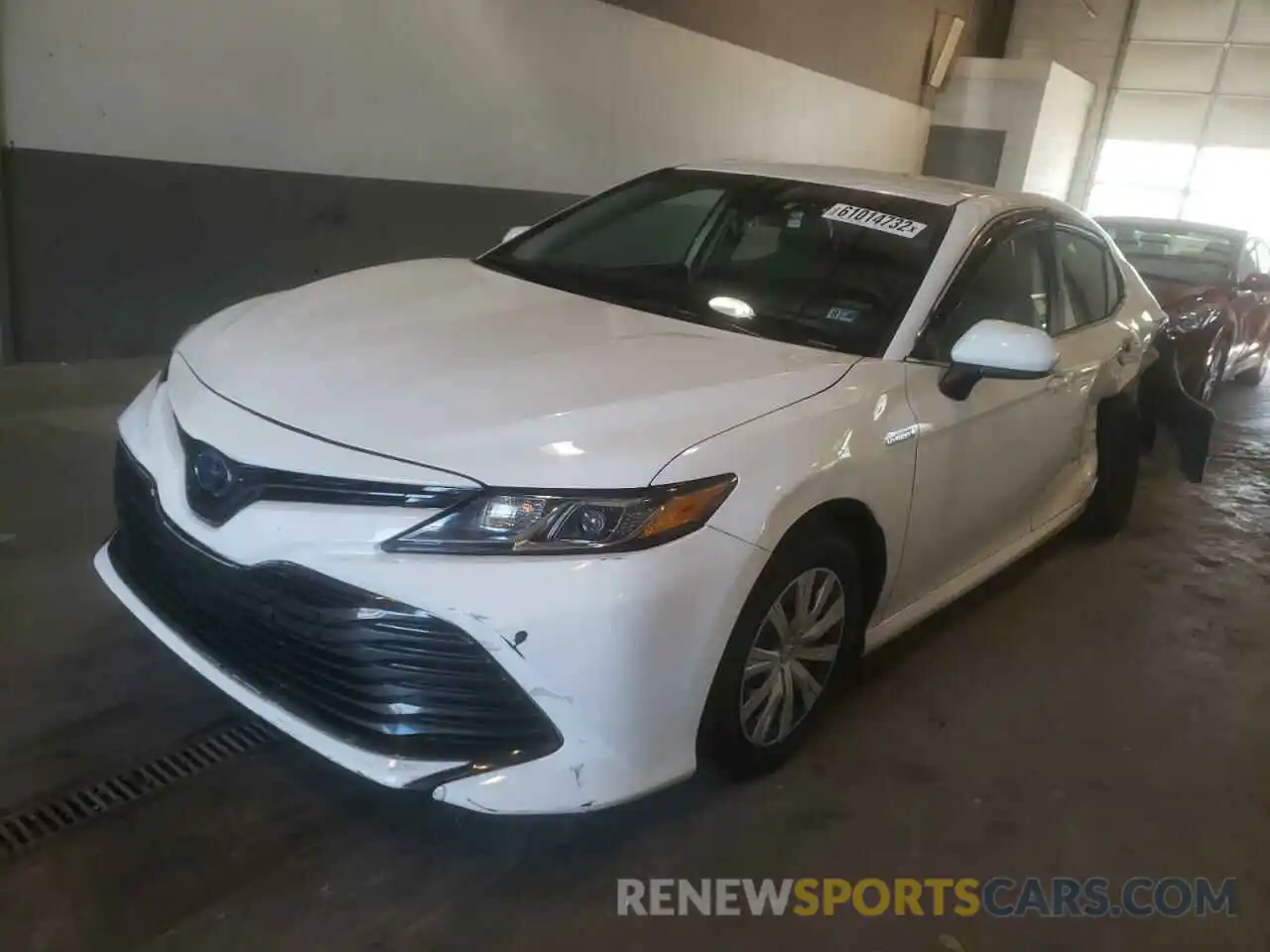 2 Photograph of a damaged car 4T1B31HK5KU515546 TOYOTA CAMRY 2019