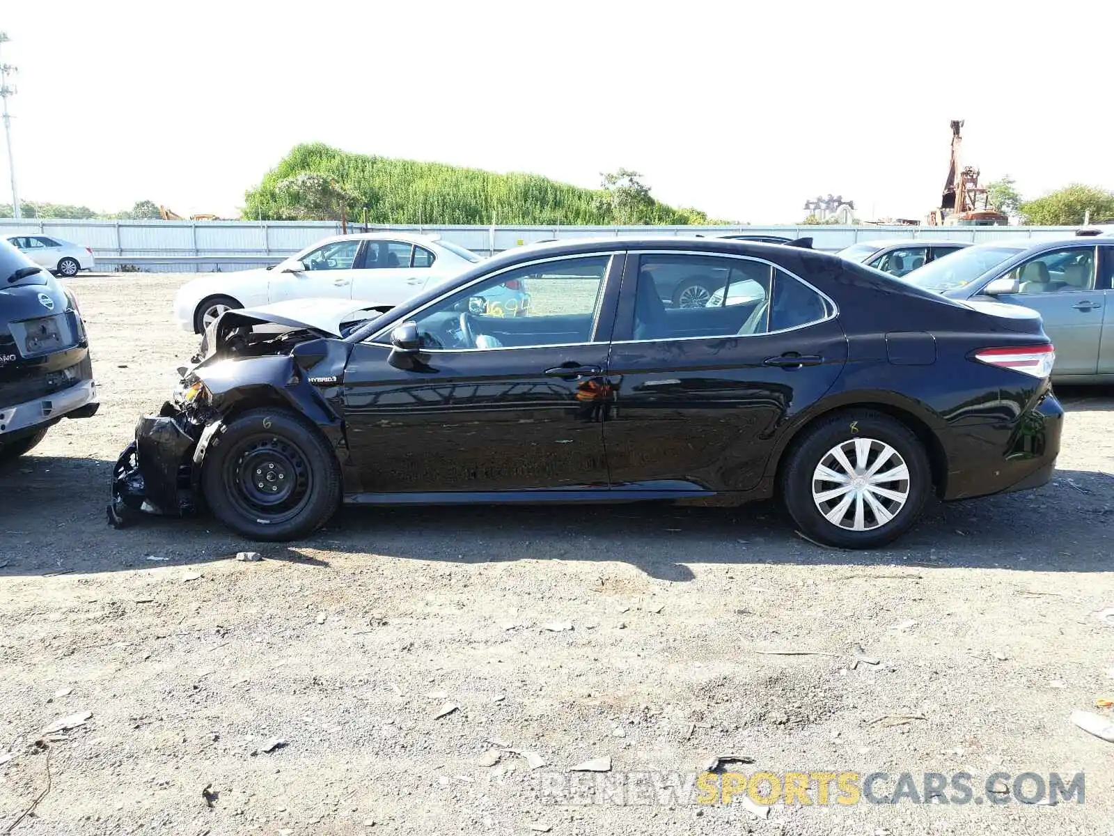 9 Photograph of a damaged car 4T1B31HK6KU005772 TOYOTA CAMRY 2019