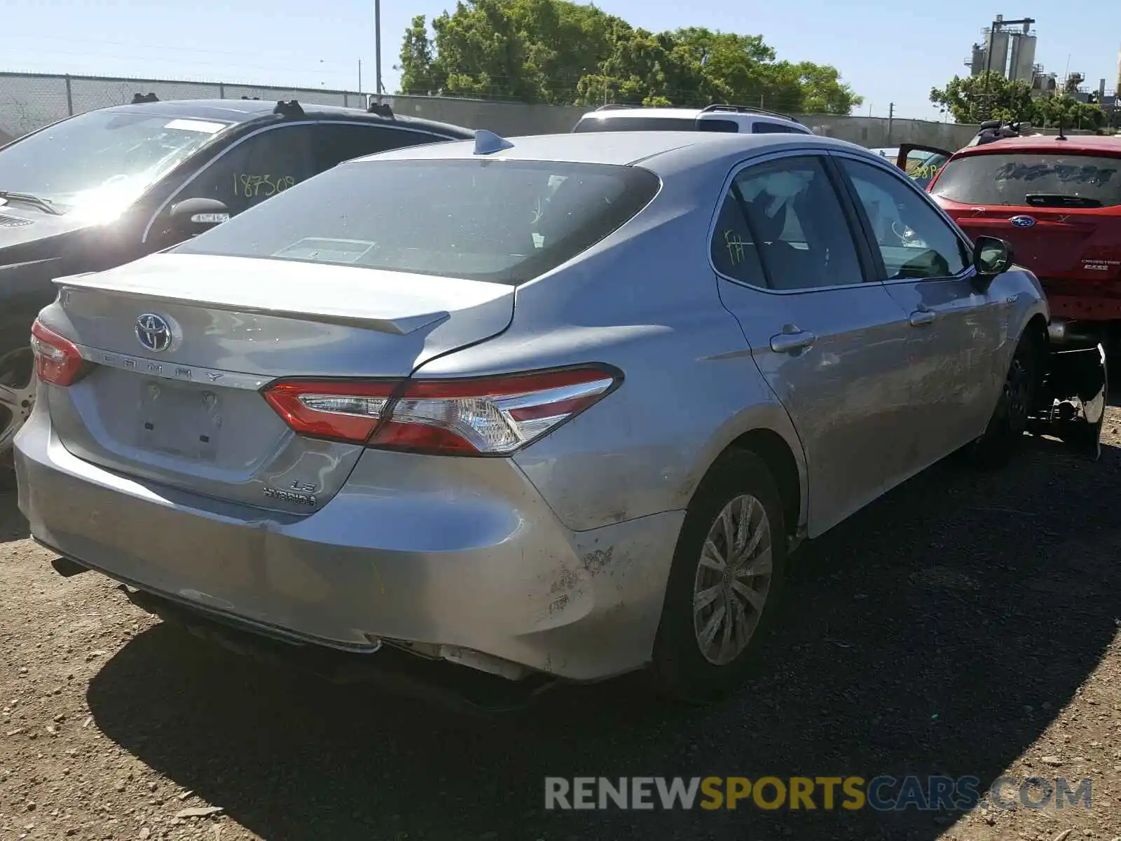 4 Photograph of a damaged car 4T1B31HK6KU510713 TOYOTA CAMRY 2019