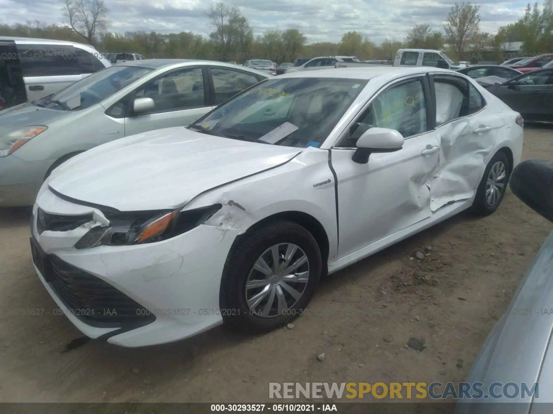 2 Photograph of a damaged car 4T1B31HK6KU510775 TOYOTA CAMRY 2019