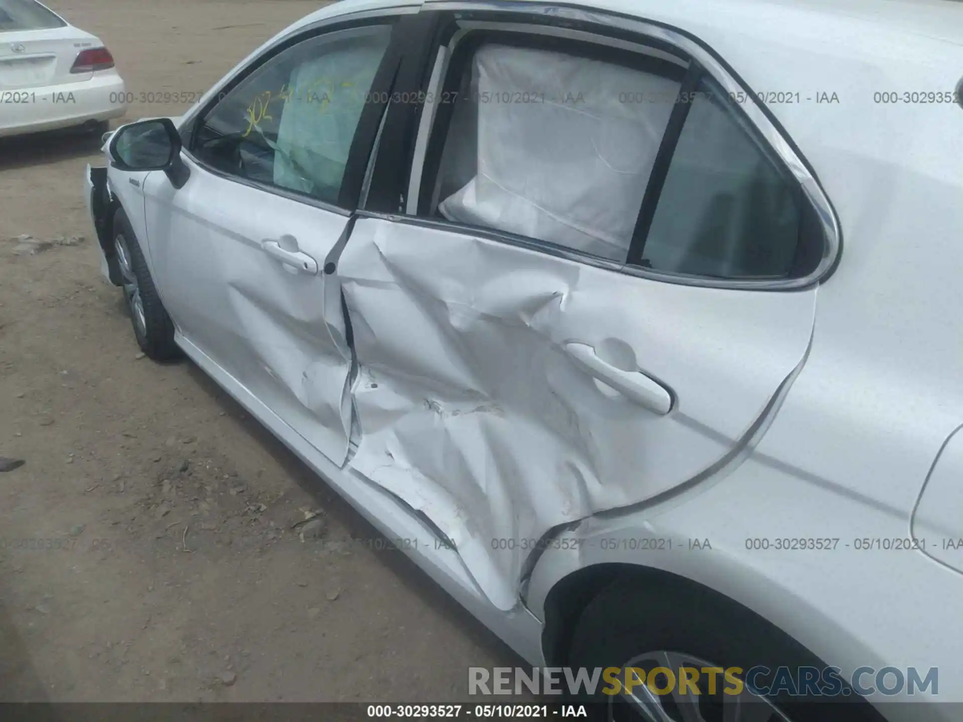 6 Photograph of a damaged car 4T1B31HK6KU510775 TOYOTA CAMRY 2019