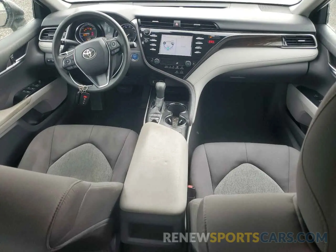 8 Photograph of a damaged car 4T1B31HK6KU512574 TOYOTA CAMRY 2019