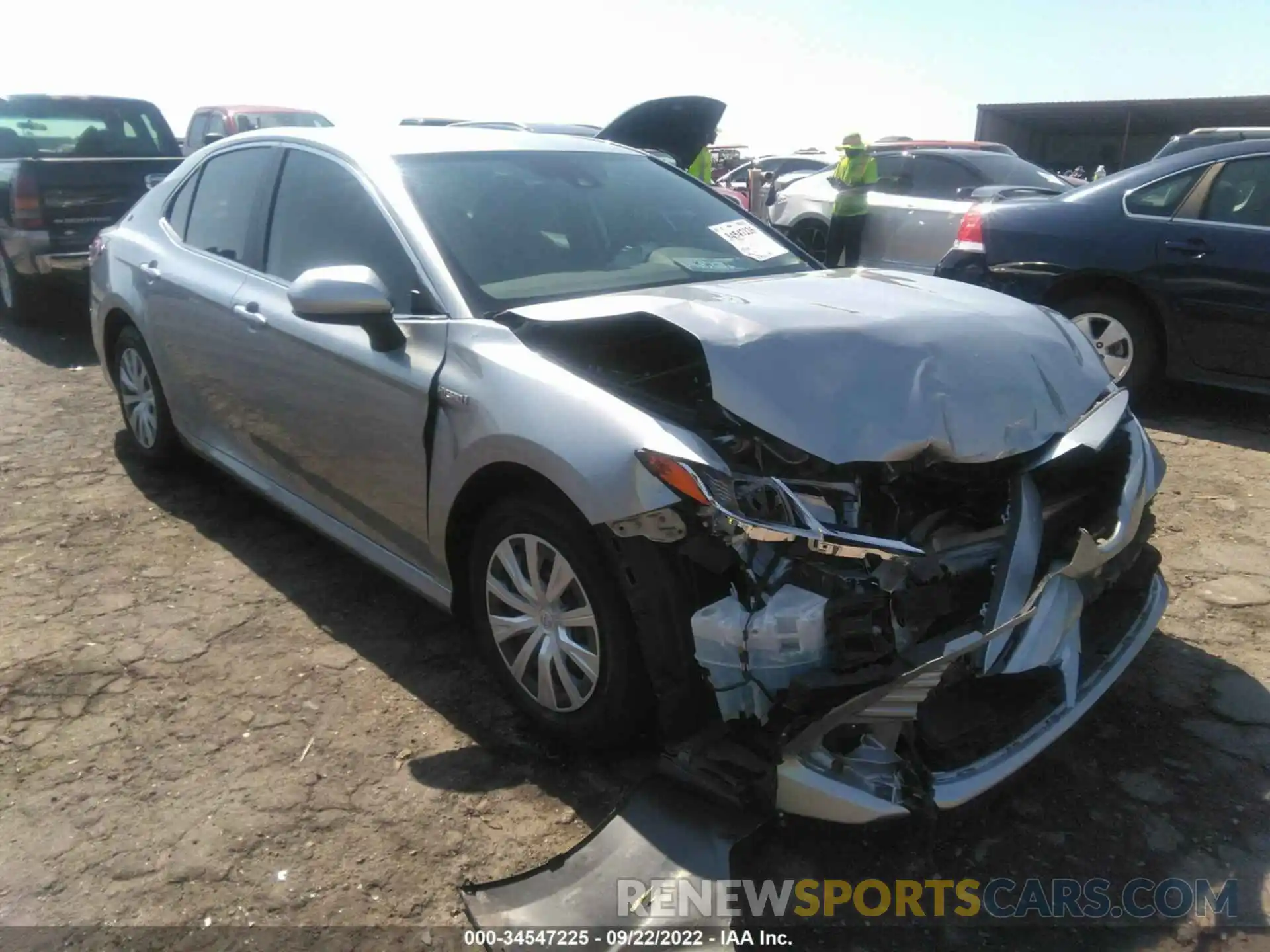 1 Photograph of a damaged car 4T1B31HK6KU516012 TOYOTA CAMRY 2019