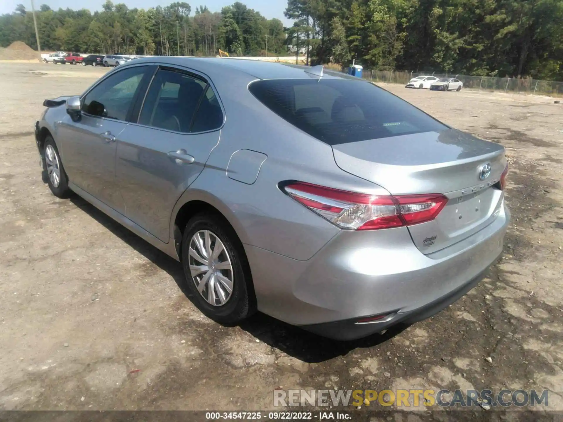 3 Photograph of a damaged car 4T1B31HK6KU516012 TOYOTA CAMRY 2019