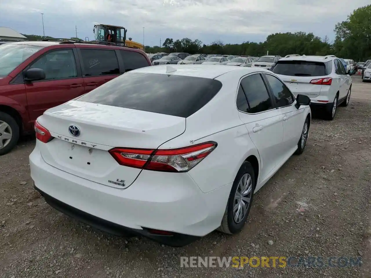 4 Photograph of a damaged car 4T1B31HK7KU005571 TOYOTA CAMRY 2019