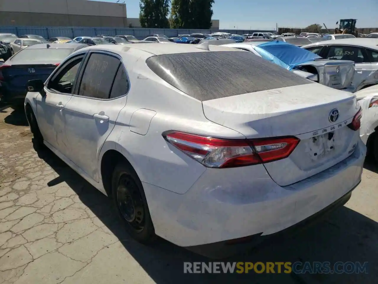 3 Photograph of a damaged car 4T1B31HK7KU005828 TOYOTA CAMRY 2019