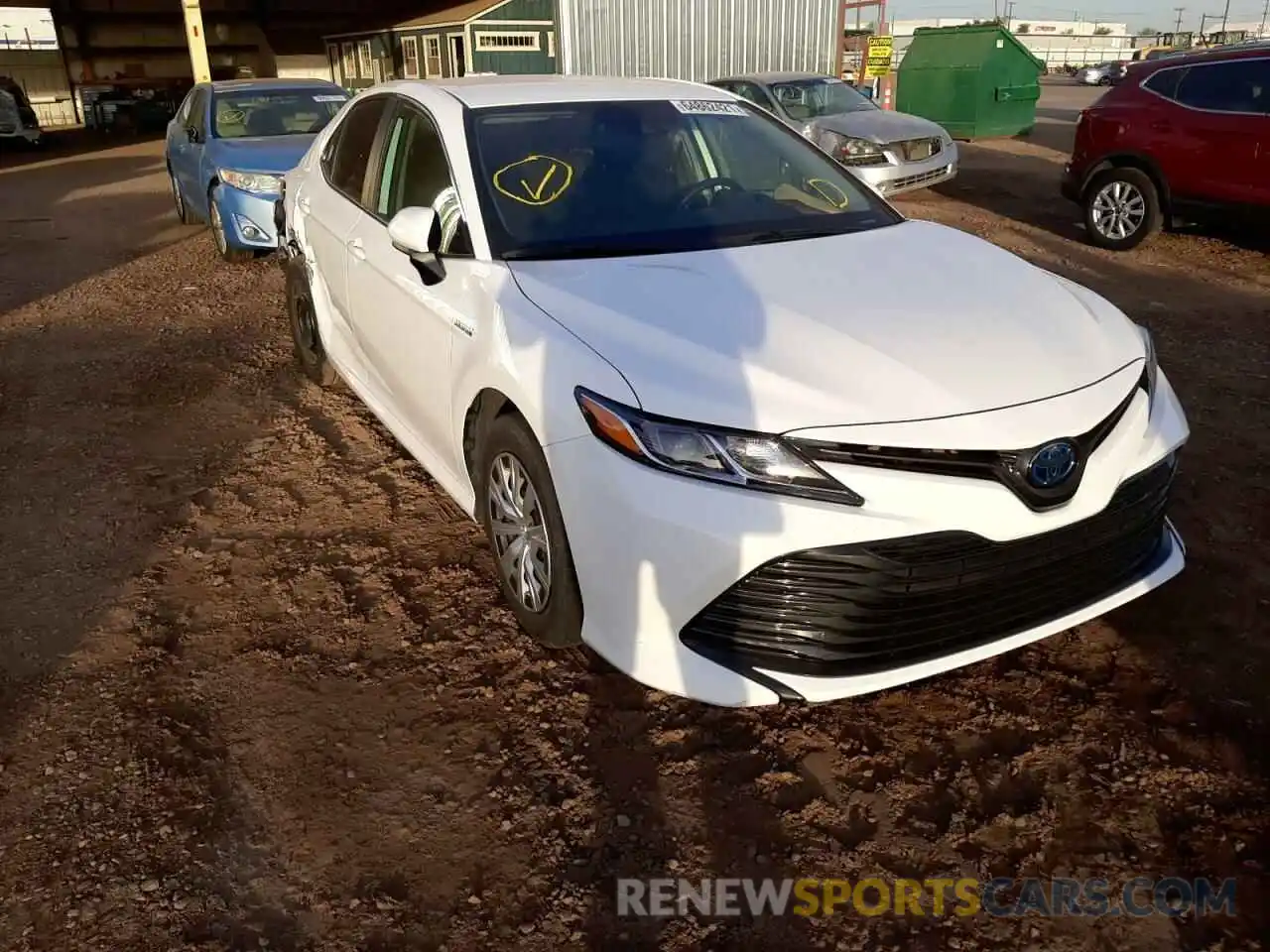 1 Photograph of a damaged car 4T1B31HK7KU008020 TOYOTA CAMRY 2019