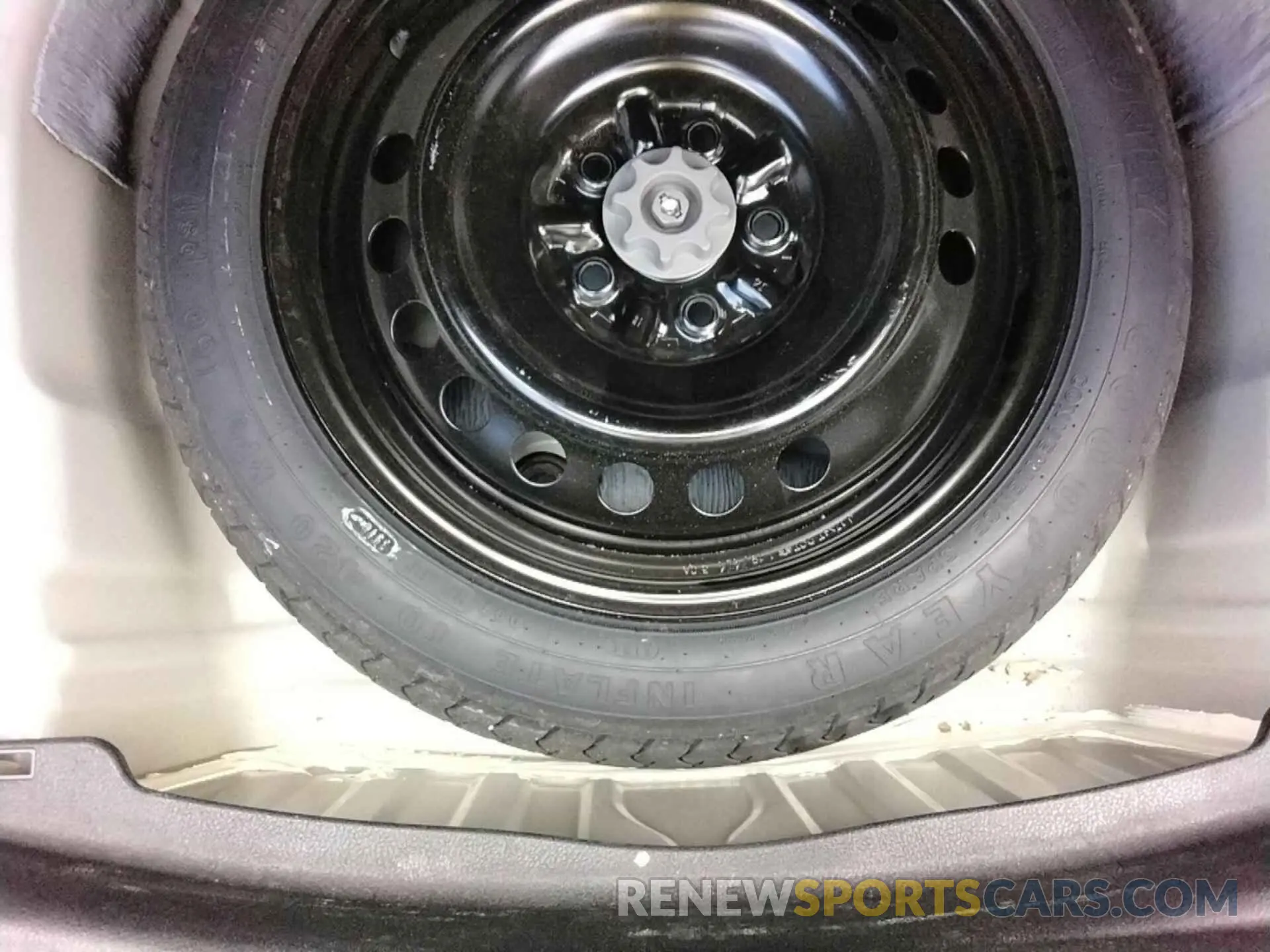 11 Photograph of a damaged car 4T1B31HK7KU511725 TOYOTA CAMRY 2019