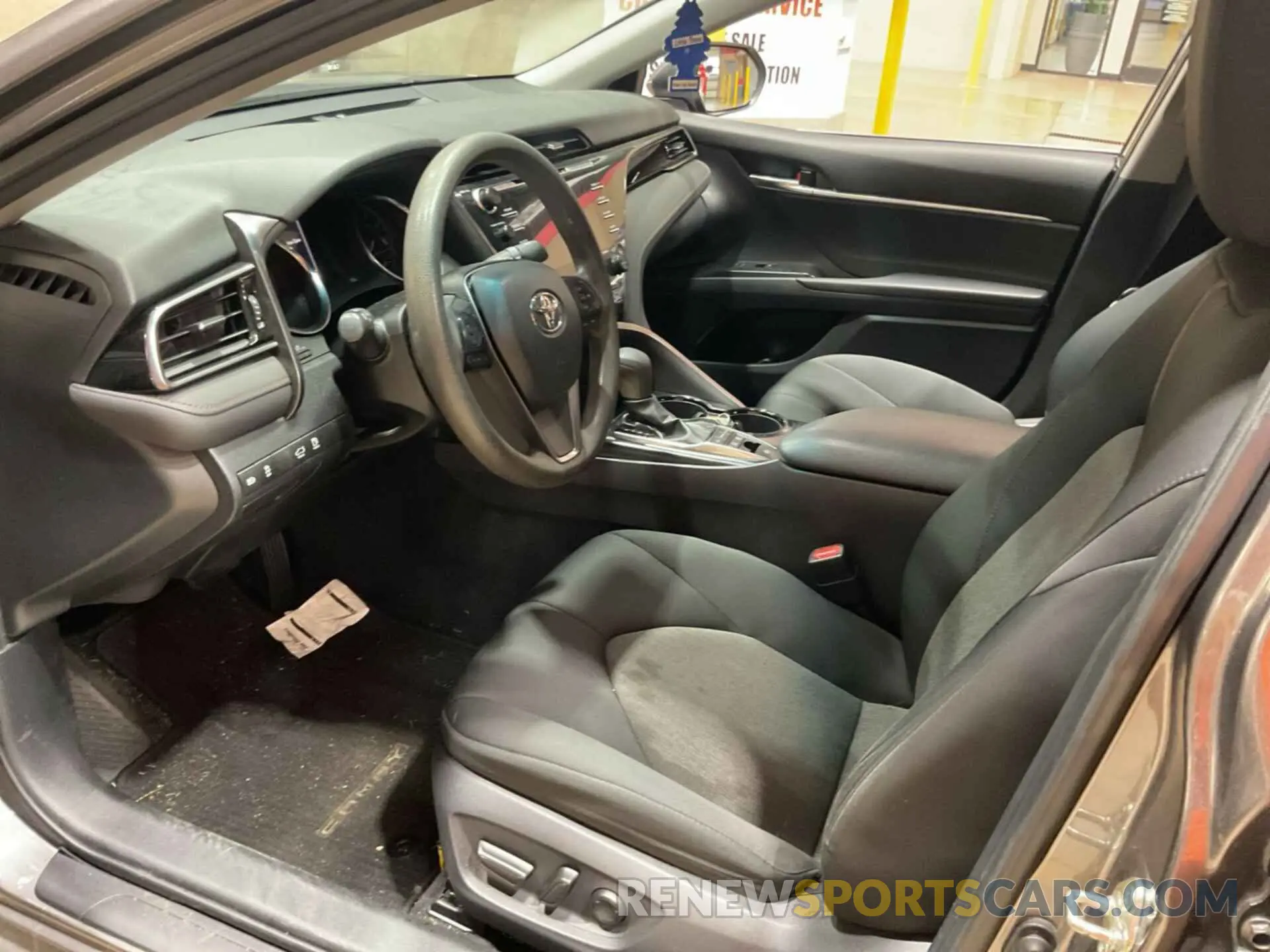 2 Photograph of a damaged car 4T1B31HK7KU511742 TOYOTA CAMRY 2019