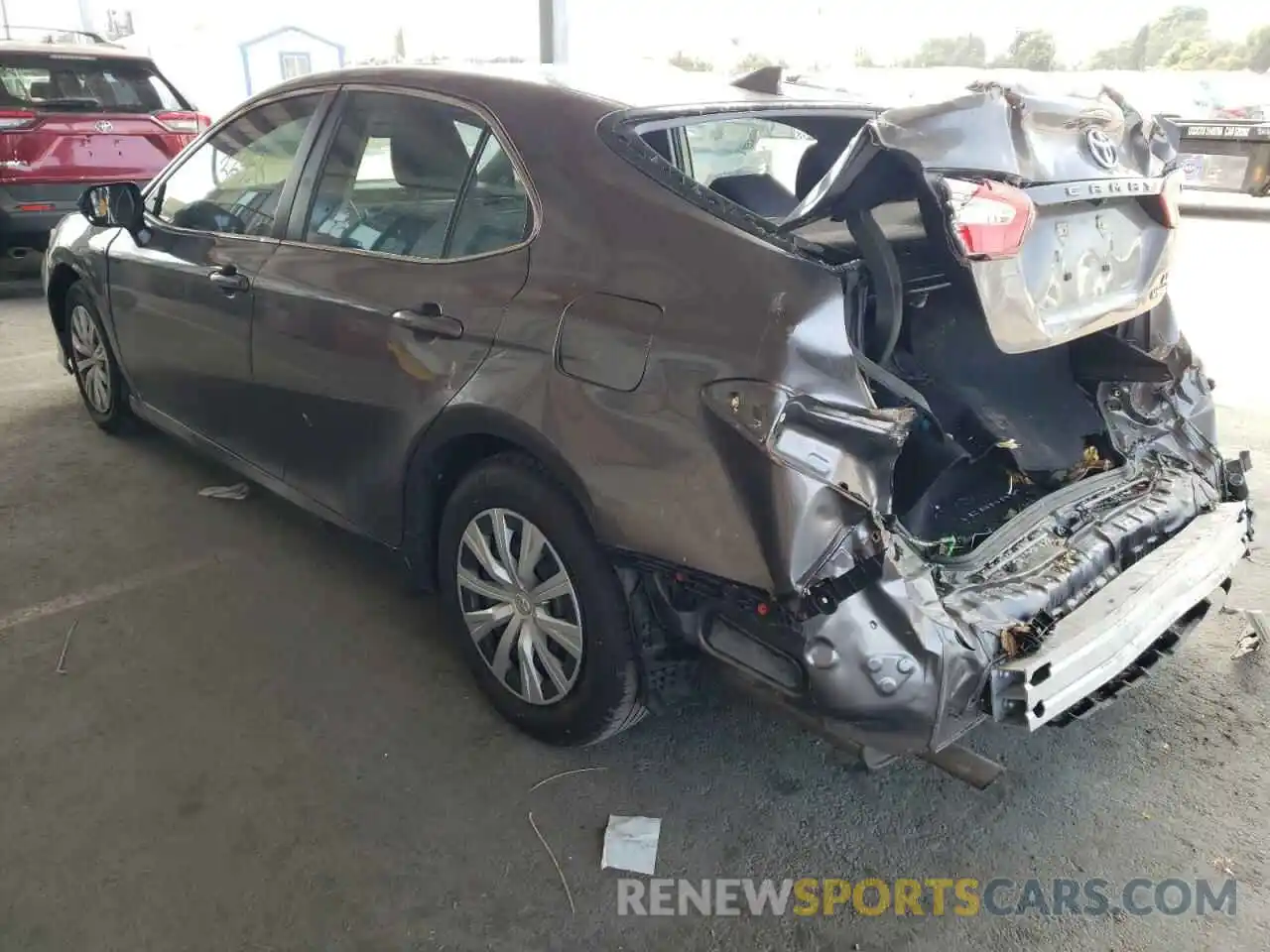 3 Photograph of a damaged car 4T1B31HK7KU517282 TOYOTA CAMRY 2019