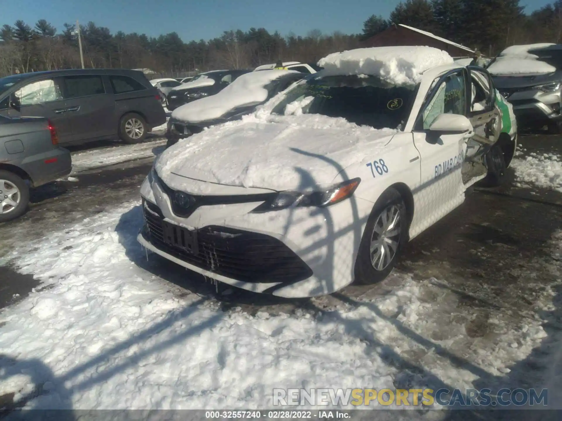 2 Photograph of a damaged car 4T1B31HK8KU509417 TOYOTA CAMRY 2019