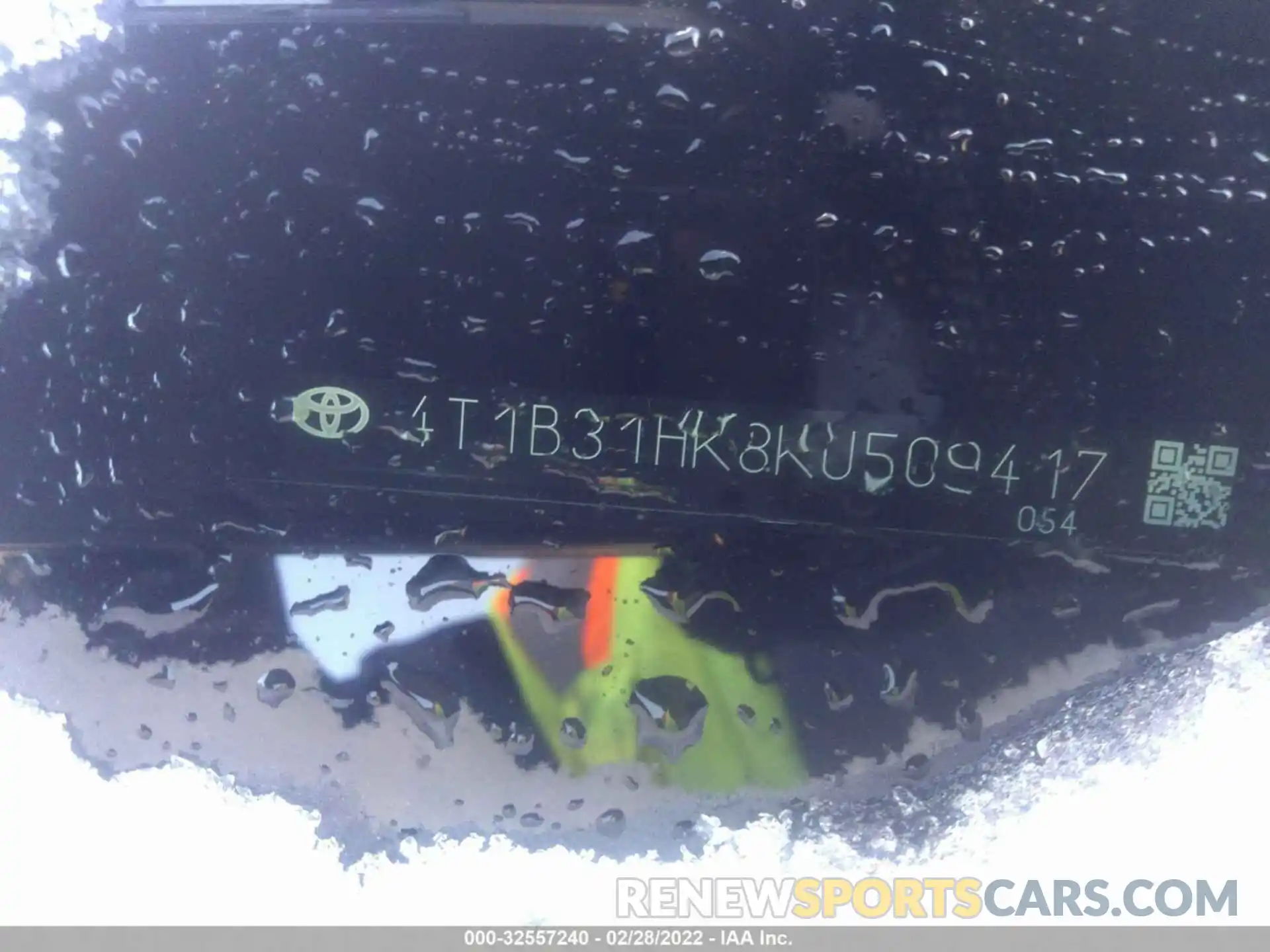 9 Photograph of a damaged car 4T1B31HK8KU509417 TOYOTA CAMRY 2019