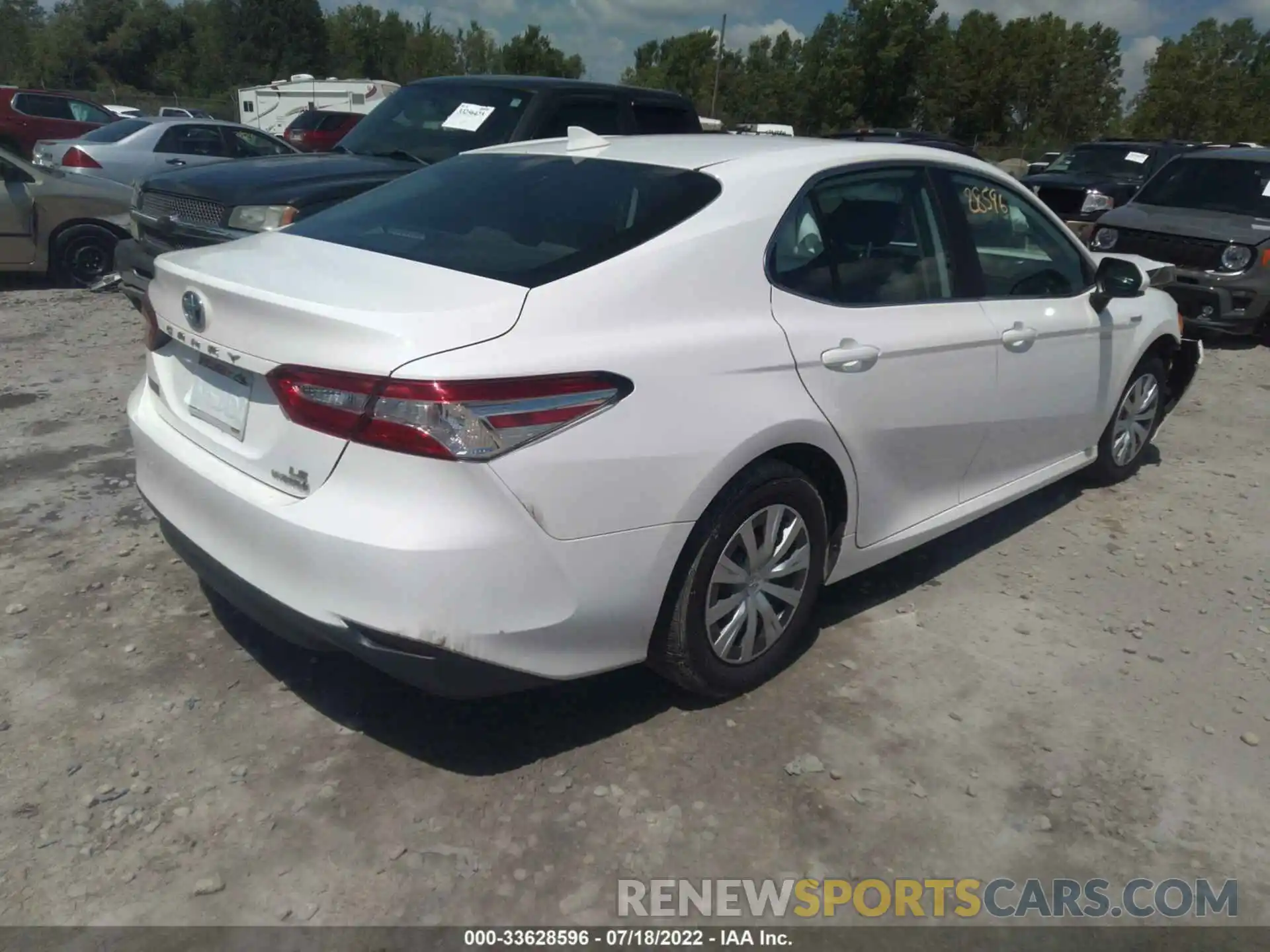 4 Photograph of a damaged car 4T1B31HK8KU510373 TOYOTA CAMRY 2019