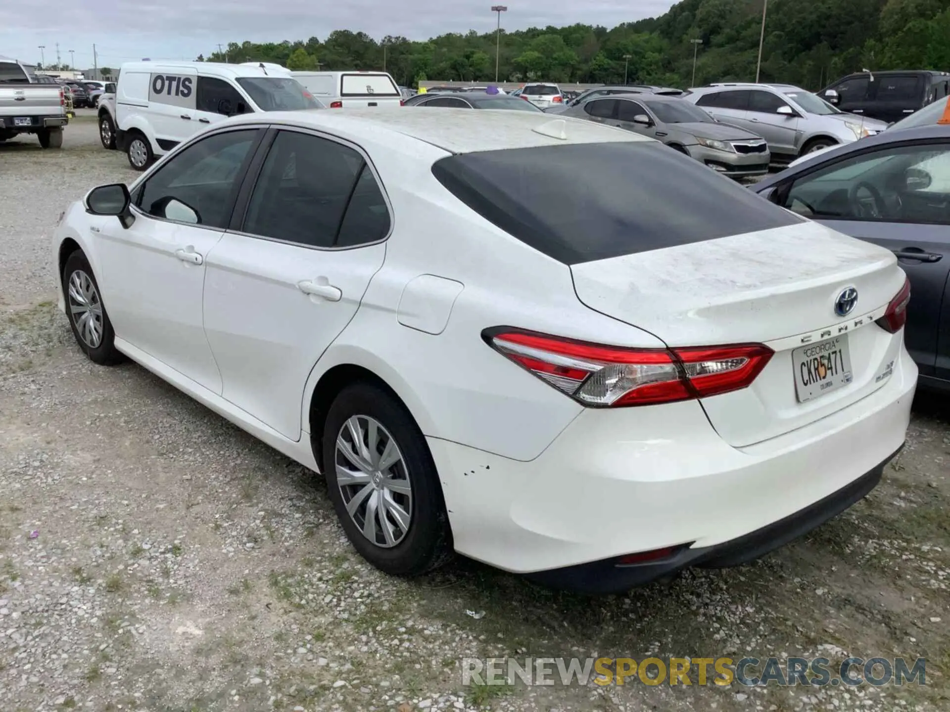 9 Photograph of a damaged car 4T1B31HK8KU513998 TOYOTA CAMRY 2019