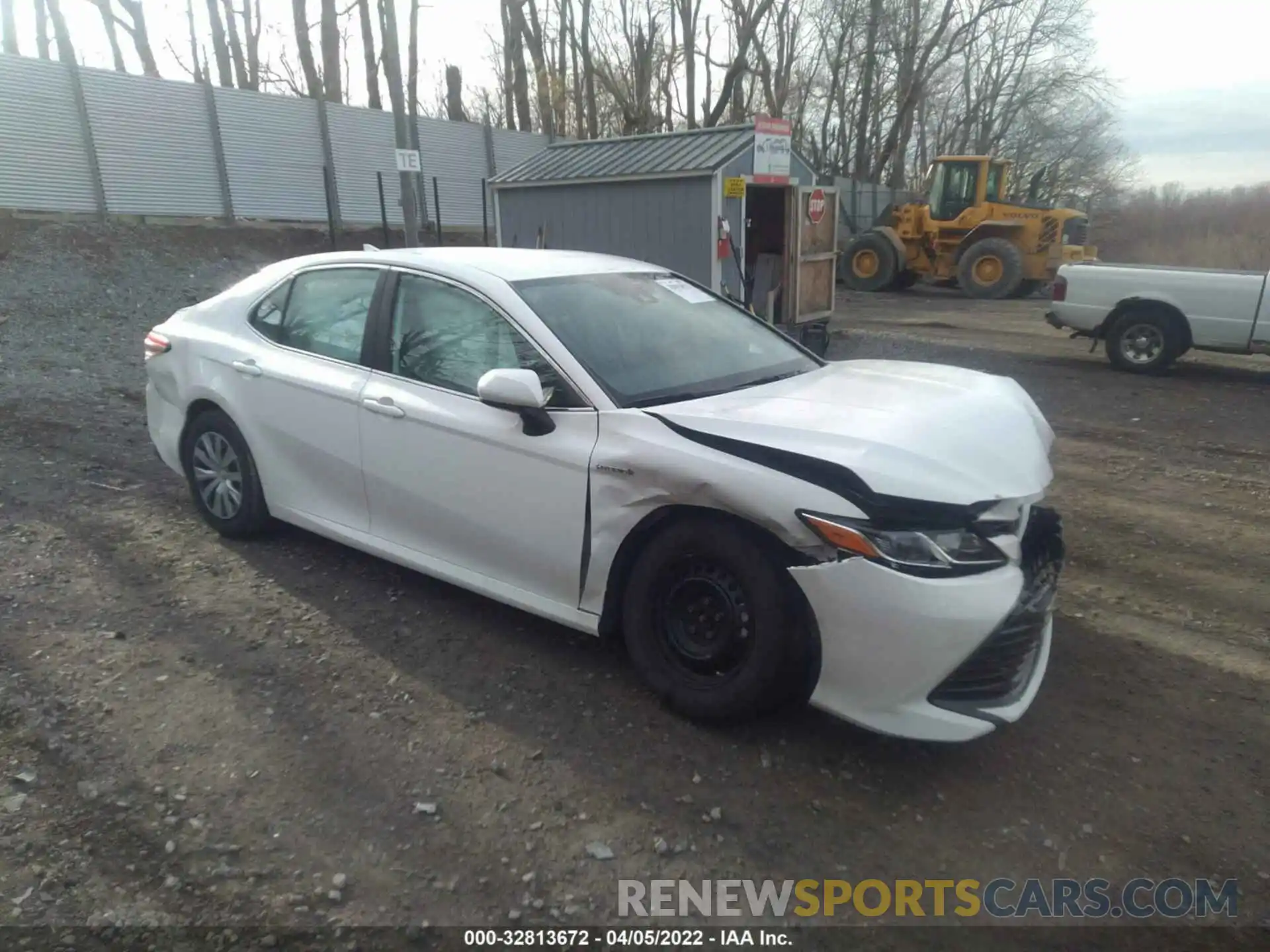 1 Photograph of a damaged car 4T1B31HK8KU514794 TOYOTA CAMRY 2019