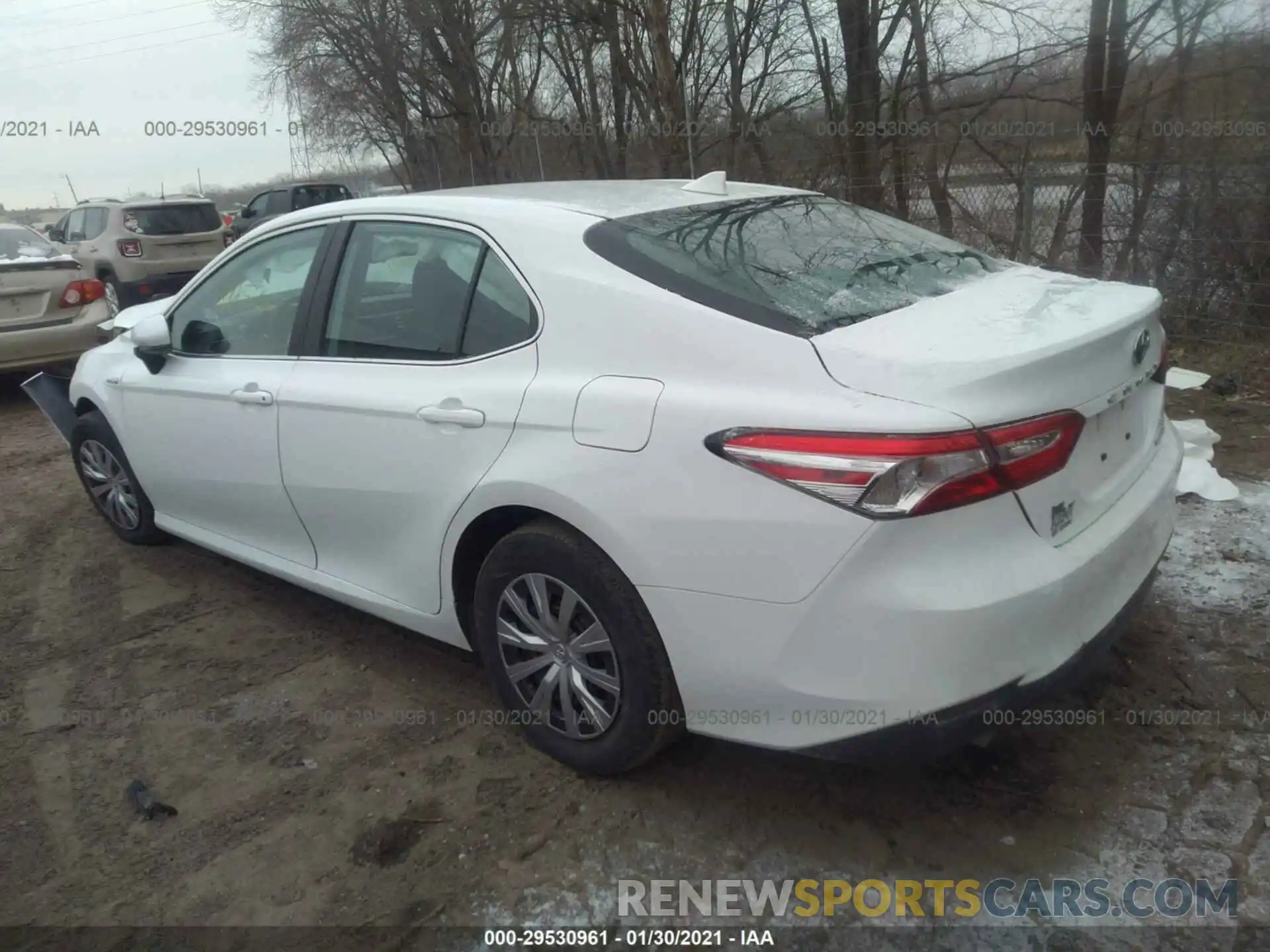 3 Photograph of a damaged car 4T1B31HK8KU516156 TOYOTA CAMRY 2019