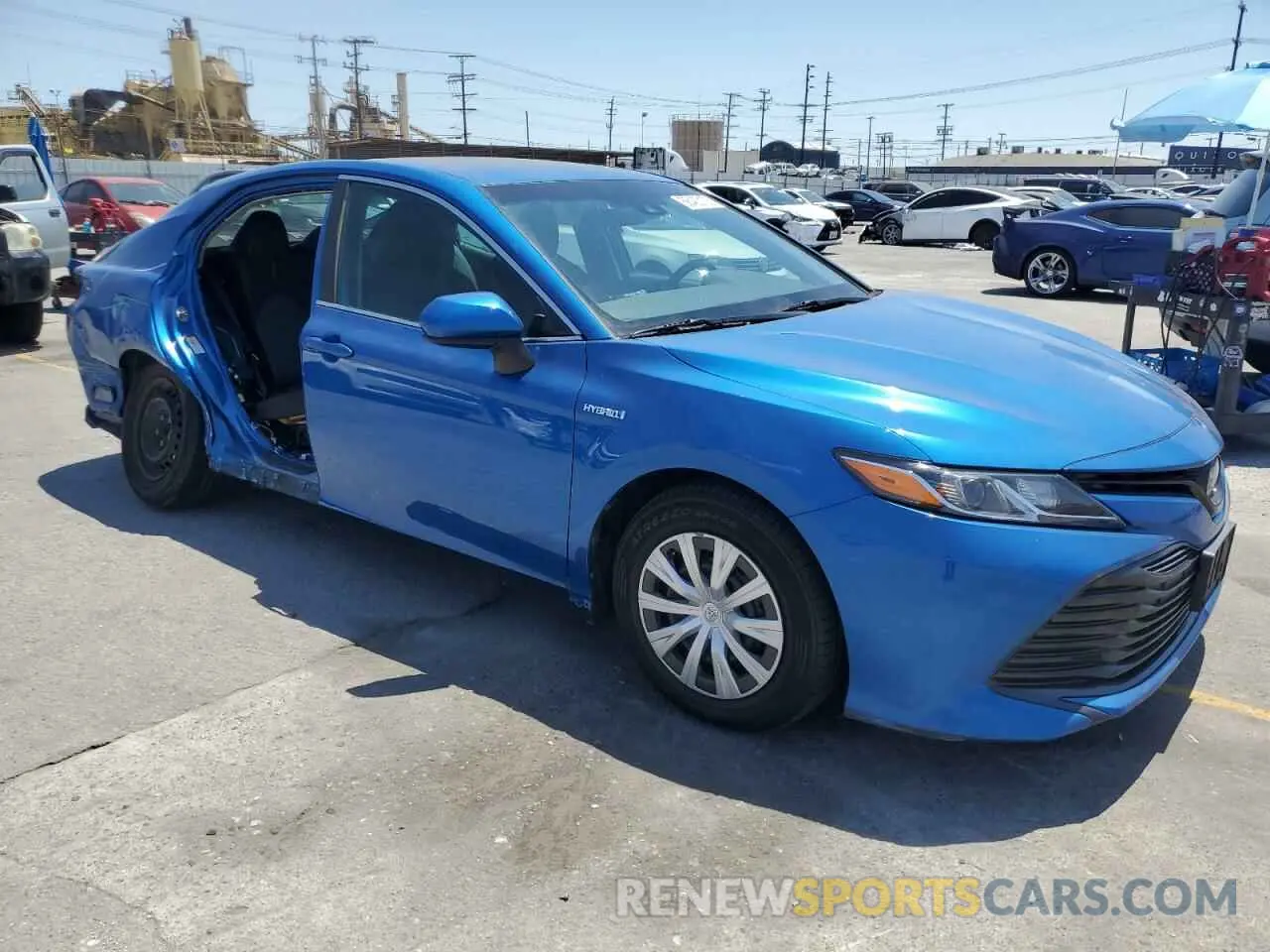 4 Photograph of a damaged car 4T1B31HK9KU006155 TOYOTA CAMRY 2019