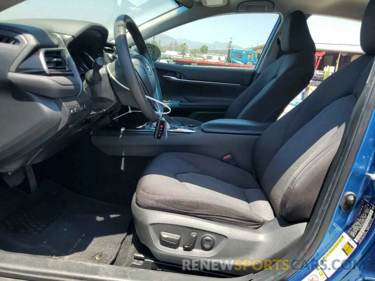 7 Photograph of a damaged car 4T1B31HK9KU006155 TOYOTA CAMRY 2019