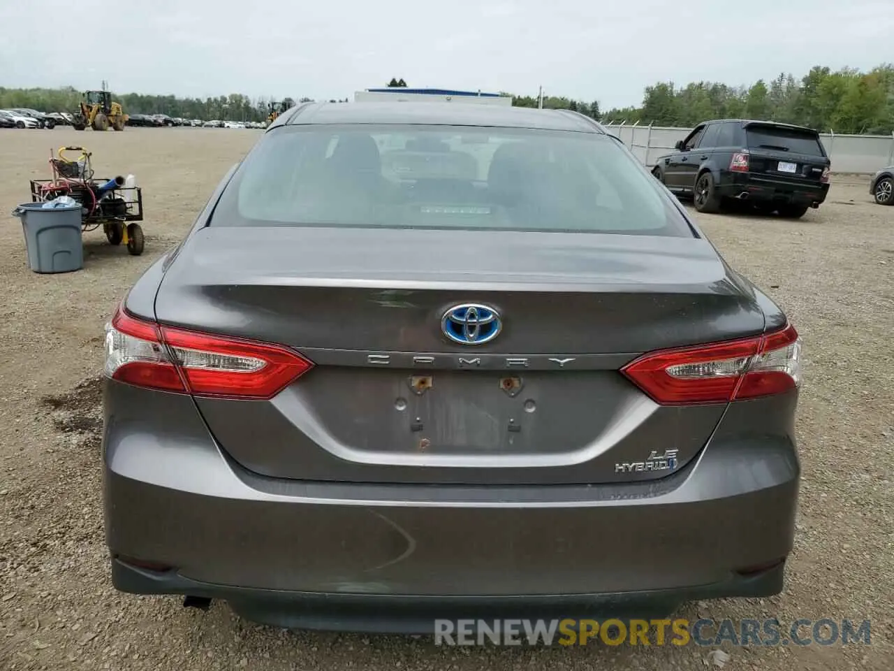 6 Photograph of a damaged car 4T1B31HK9KU509670 TOYOTA CAMRY 2019