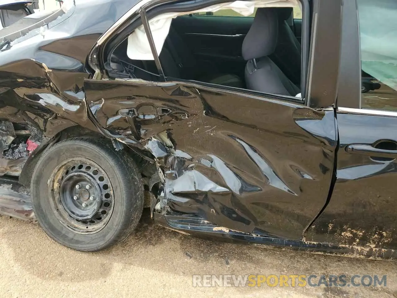 10 Photograph of a damaged car 4T1B31HK9KU510513 TOYOTA CAMRY 2019