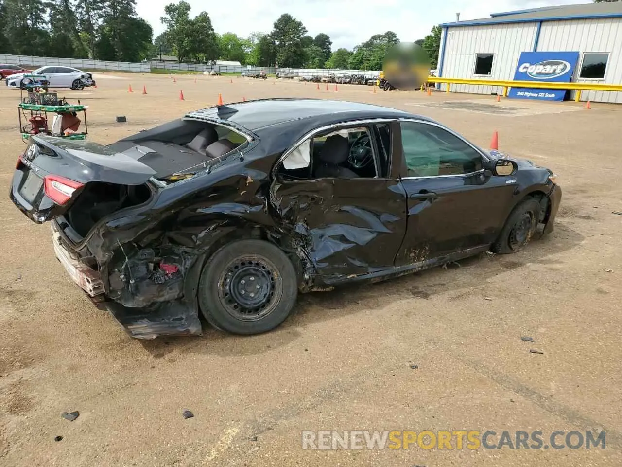 3 Photograph of a damaged car 4T1B31HK9KU510513 TOYOTA CAMRY 2019